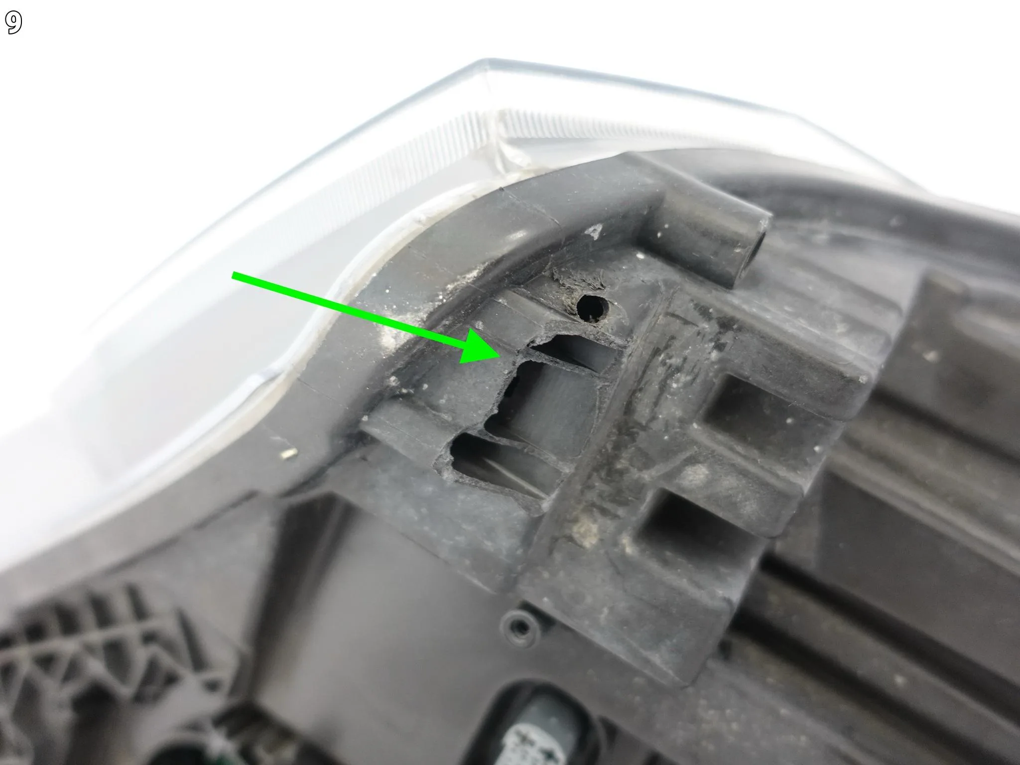 SKODA SUPERB III 3 3V0 3V1 B8 15-19 LAMPA XENON + LED SKRĘTNY LEWY PRZÓD EU c063f519cbd020cdf3cf22cdac4977da