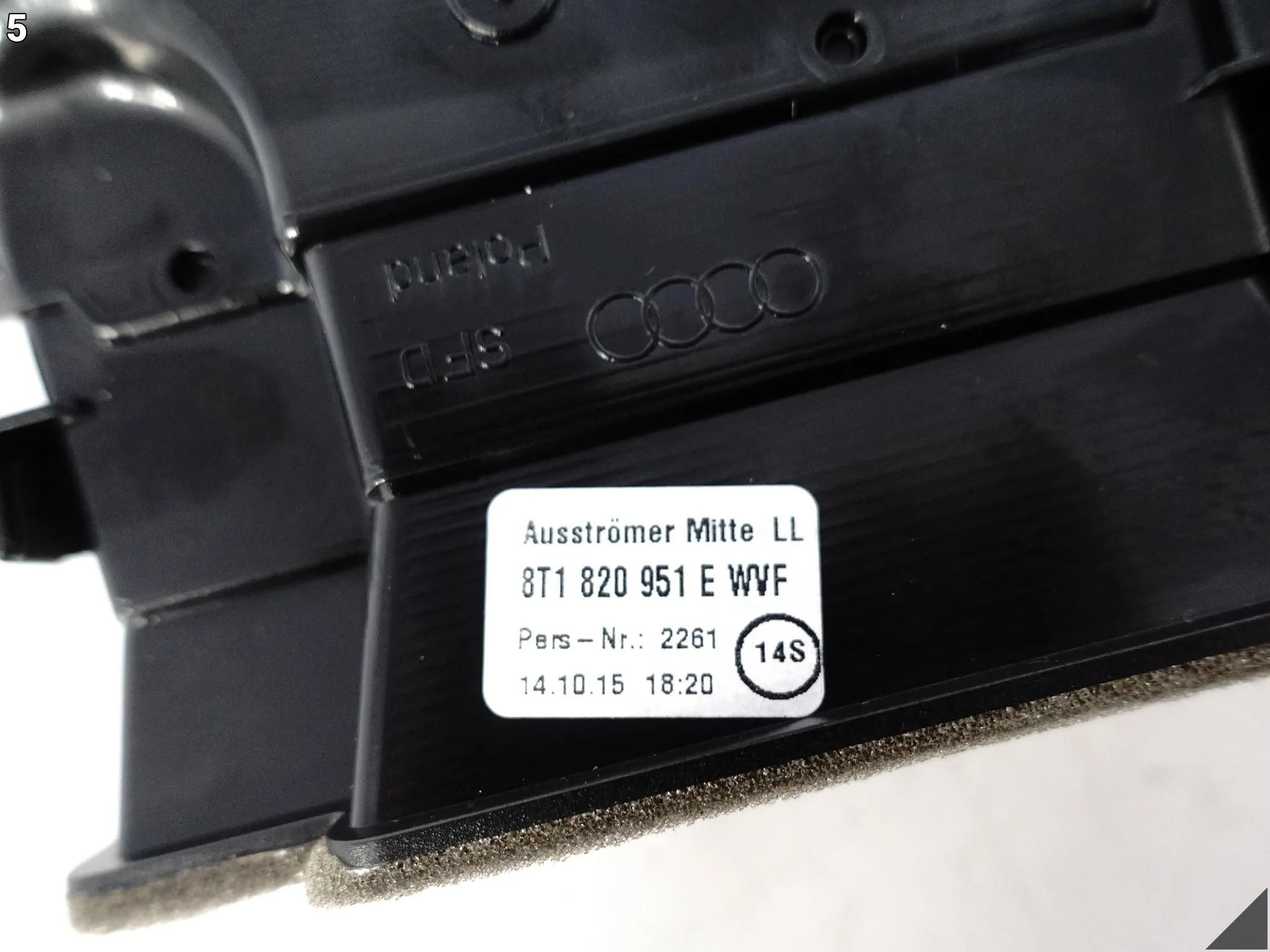 AUDI A5 S5 8T0 A4 S4 8K0 B8 LIFT 11-16 KRATKA NAWIEWU ŚRODKOWA KOKPIT WVF 5b17638dff7b3c6bfd0ab5a64218029a