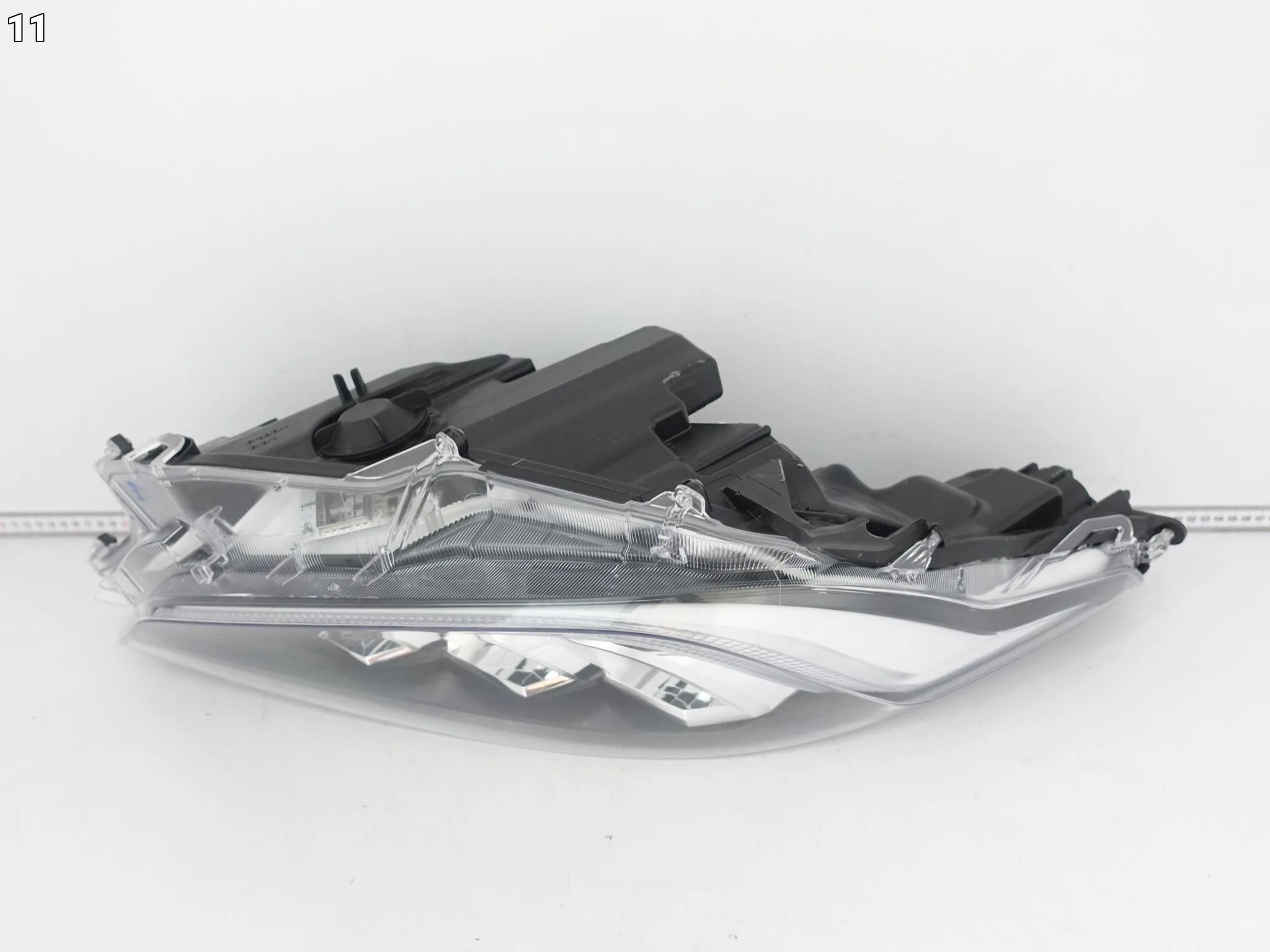 TOYOTA YARIS IV (4 GENERACJA) XP210 GR 20- LAMPA FULL LED PRAWA PRZÓD EU c33da0e97be5820fab5b9a4fb9dbfd43