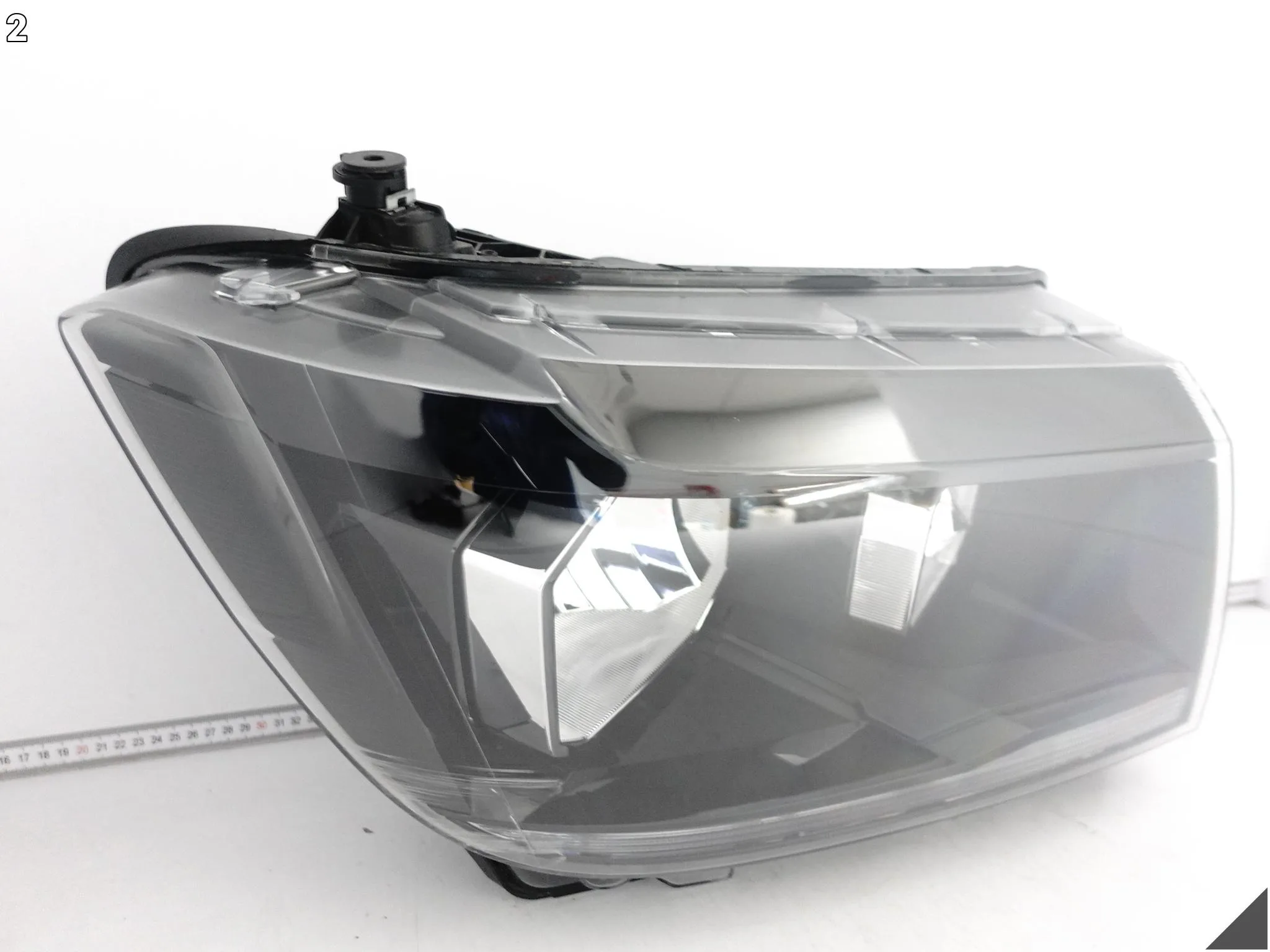 VW CRAFTER II 2 MAN TGE 7C1 16- LAMPA HALOGEN ZWYKŁA H7 PRAWA PRZÓD EUROPA 9821d18d80a47f34f16bbbba66125c4d