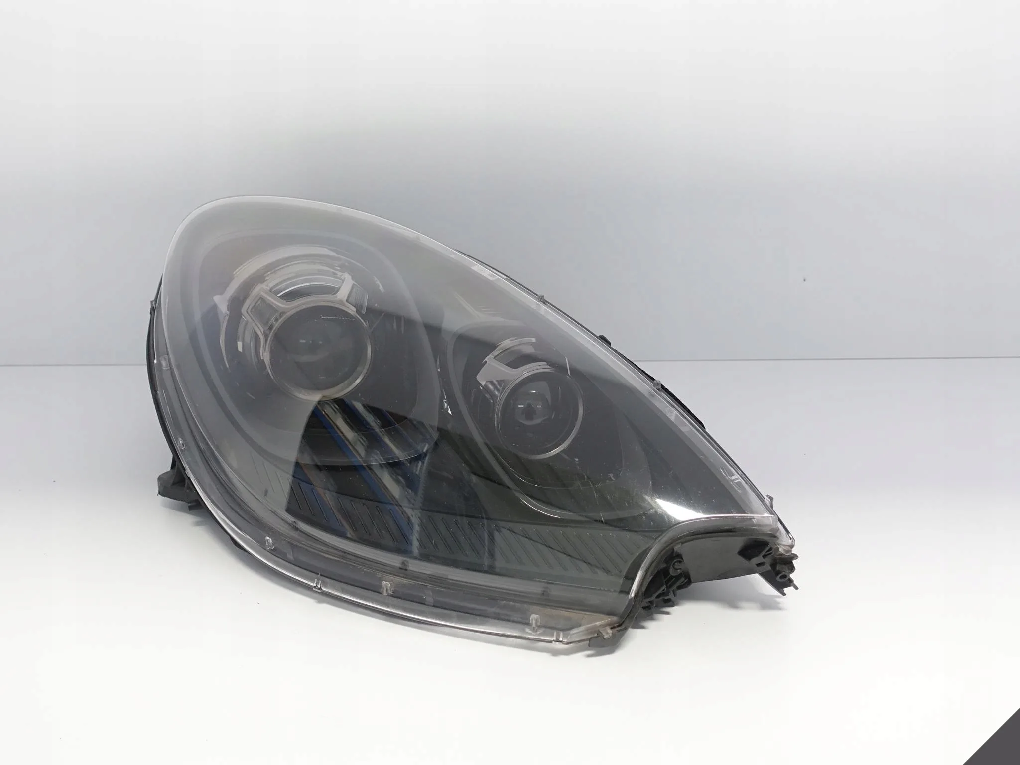 PORSCHE MACAN 95B 13-18 TURBO / GTS LAMPA XENON EXKL PRAWA PRZÓD EU CZARNA 1583fa0012496da73a58a9beba0806df