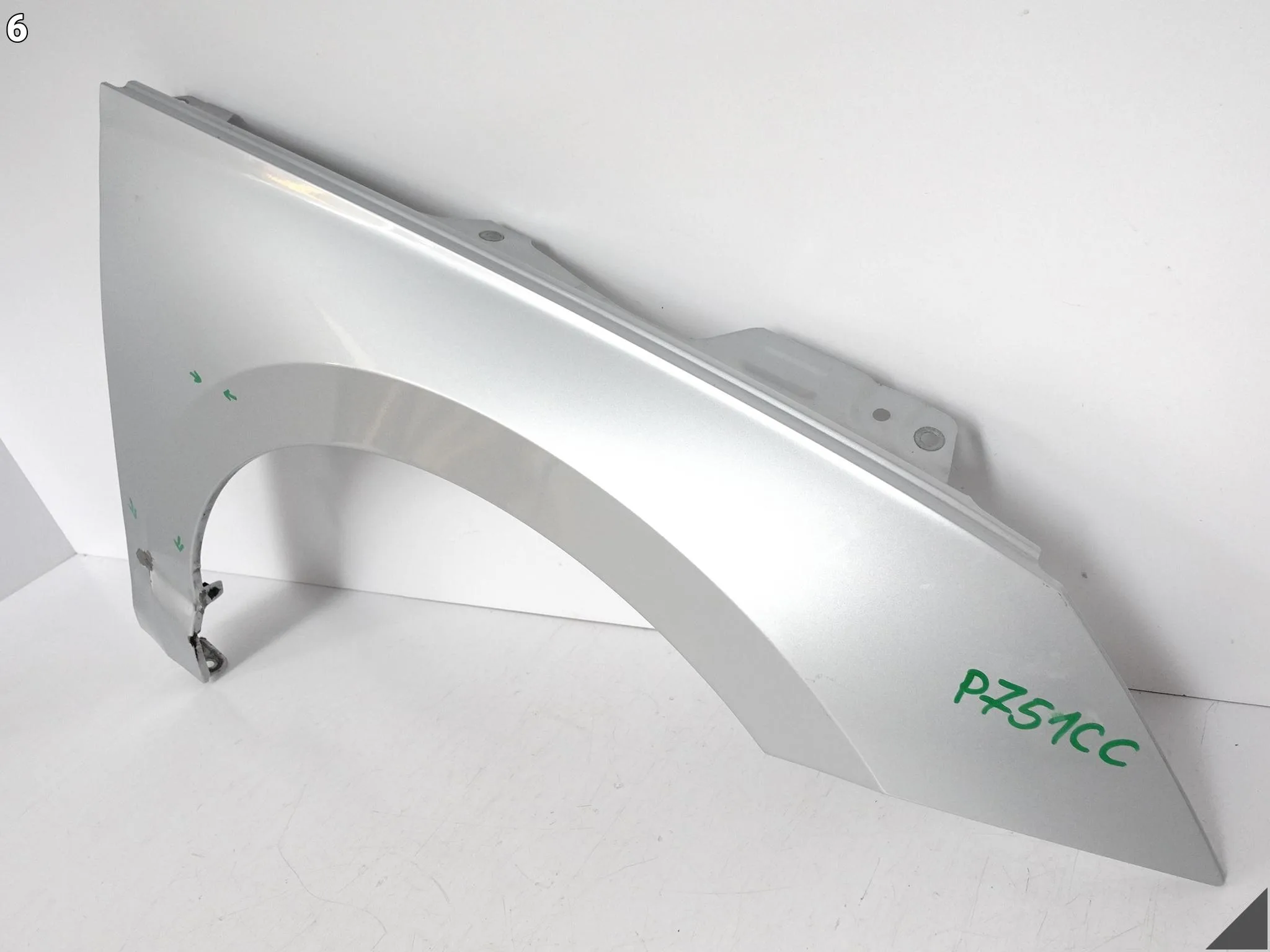 SKODA OCTAVIA IV (4 GENERACJA) 5E3 20- BŁOTNIK FENDER PRAWY PRZÓD fff7dfa27b08a73c232abf2011953f6f