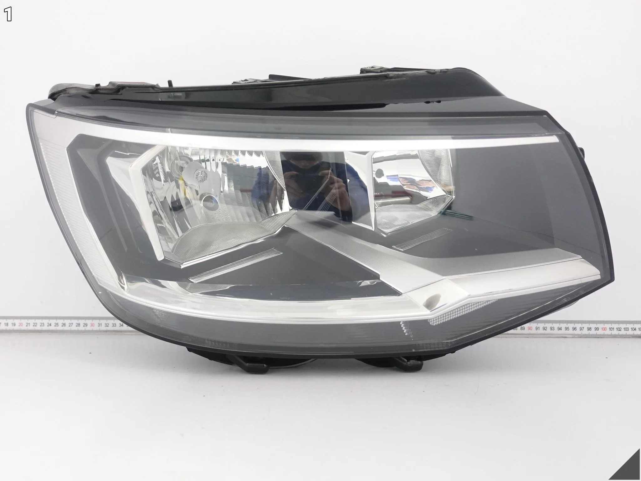 VW T6 TRANSPORTER MULTIVAN 7E1 15-19 LAMPA ZWYKŁA H7 HALOGEN PRAWA PRZÓD EU 728a110d50a2421d85571b3924a88584