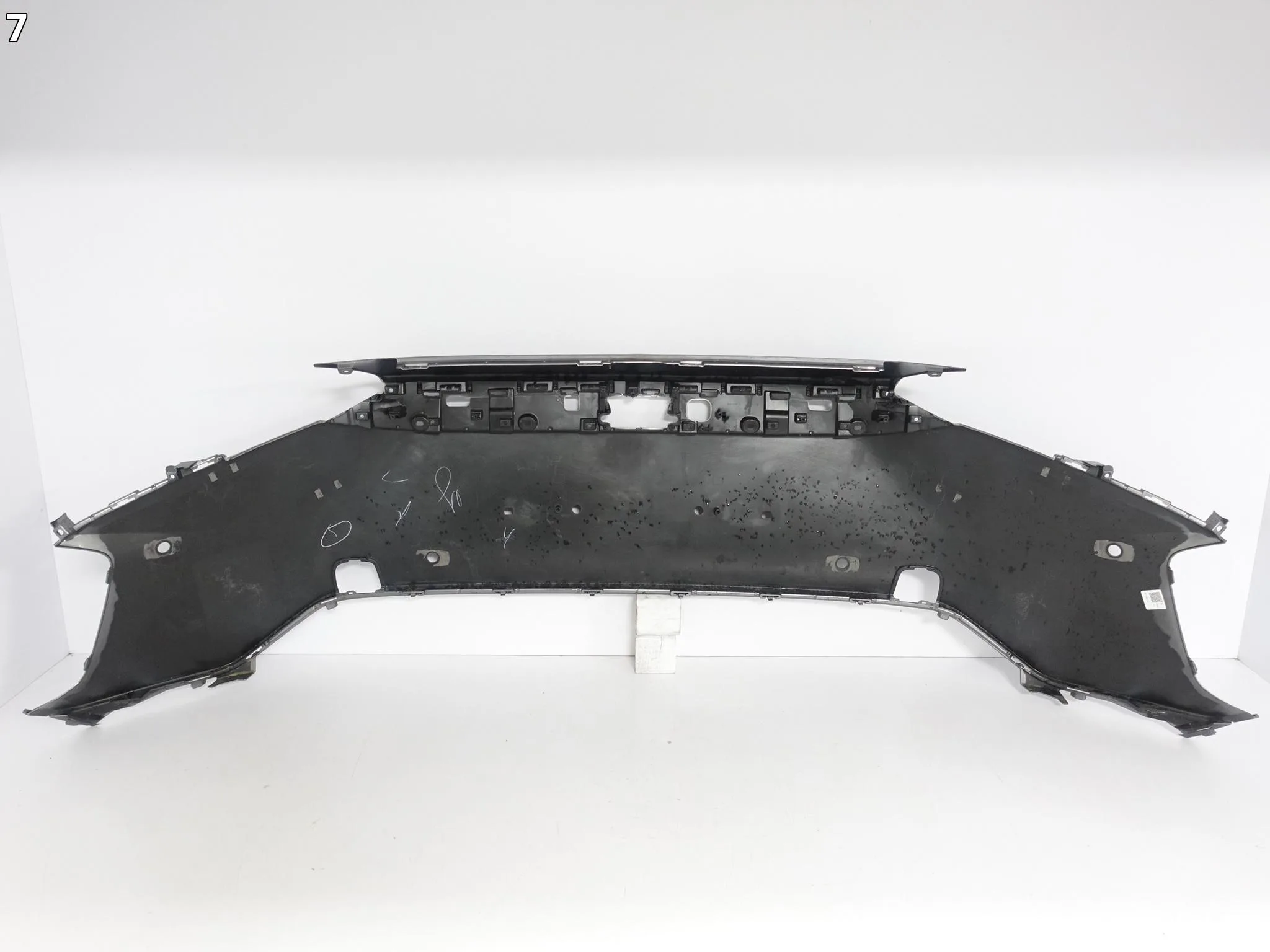 TOYOTA BZ4X 22- ZDERZAK BLENDA PRZÓD *PDC* fc26d0420524f346f2027ccb74d7d41d