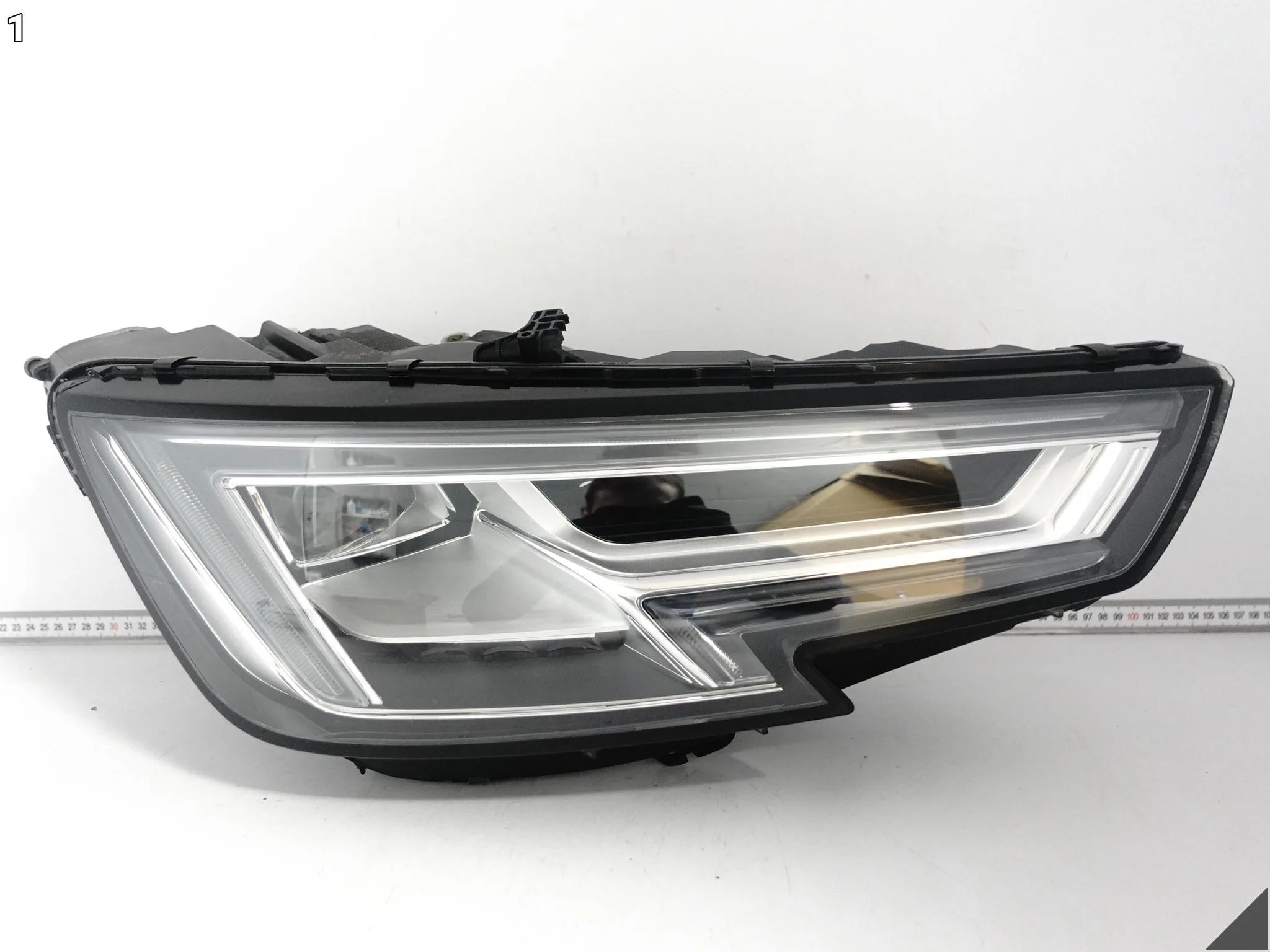 AUDI A4 S4 8W0 B9 15-19 LAMPA HEADLIGHT FULL LED PRAWA PRZÓD EUROPA 7ab48e88f149e116bf762a27637ccd1e