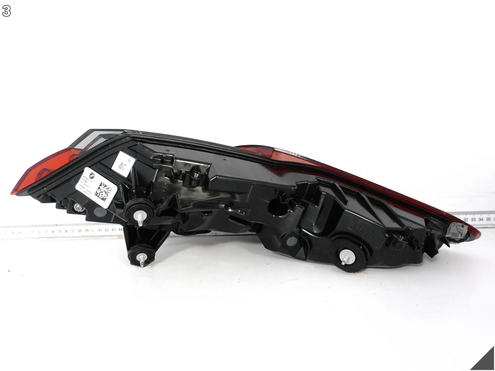 BMW M8 F91 F92 F93 8 G14 G15 G16 18- LAMPA LED W BŁOTNIK TYŁ LEWA EU 8540ef960c72da71f19f929a4ca57293