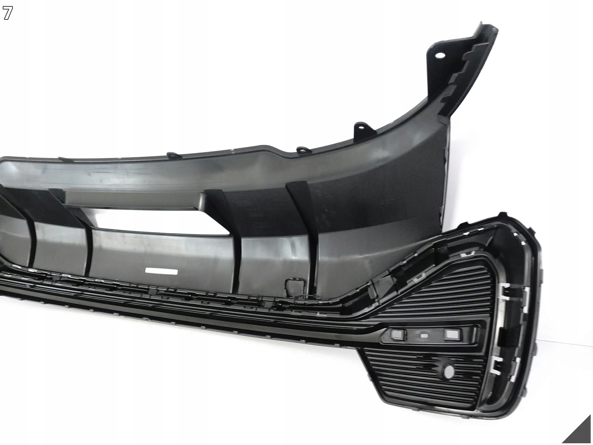 AUDI Q3 II 2 83F S-LINE SPORTBACK 18- ZDERZAK SPOILER DYFUZOR TYŁ B.ŁADNY e1e02b5e69a1efd8ab536d0db75dbd58