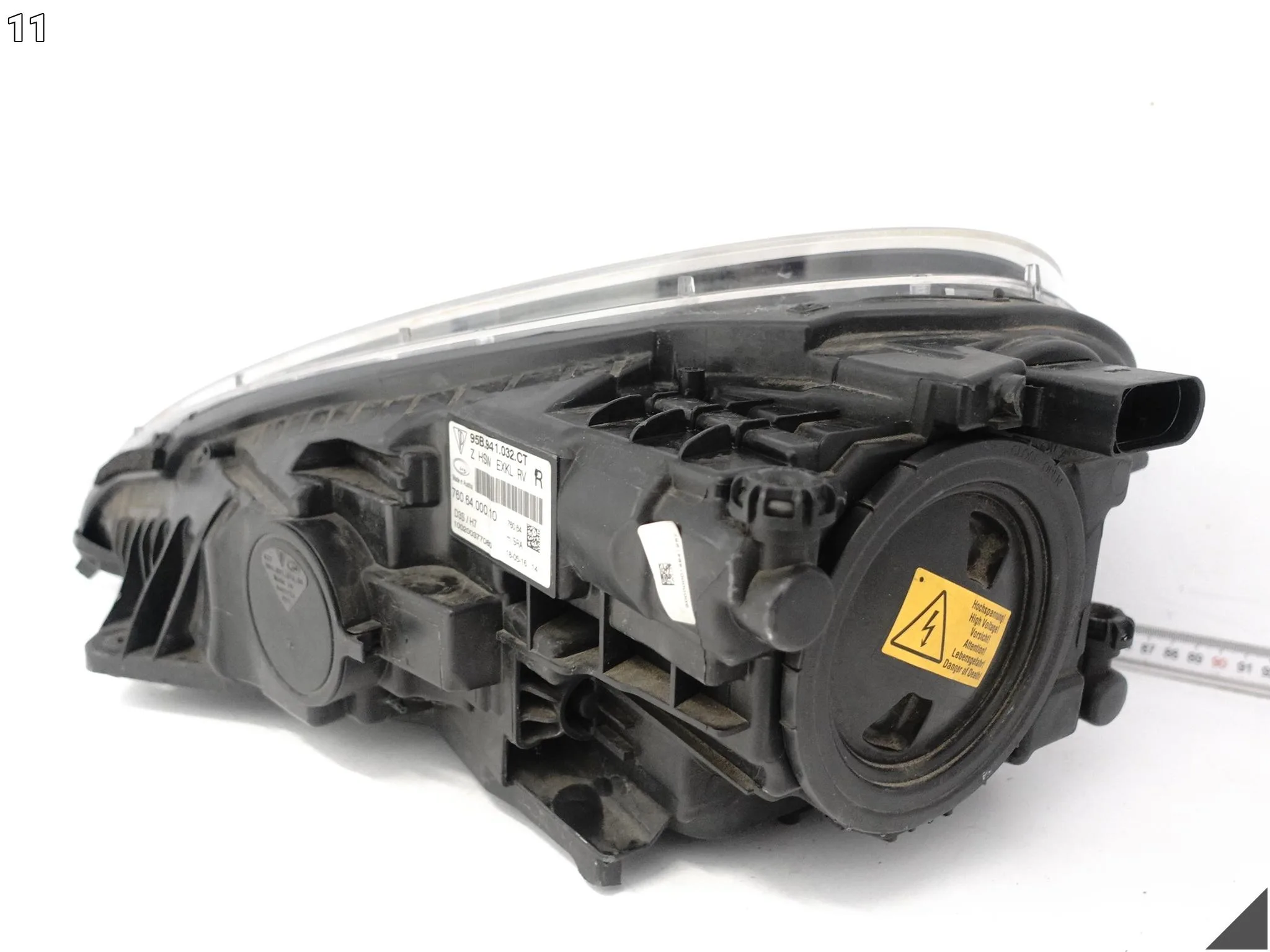 PORSCHE MACAN 95B 13-18 TURBO / GTS LAMPA XENON EXKL PRAWA PRZÓD EU CZARNA 1ee736c3298edab2423c330873c3d619