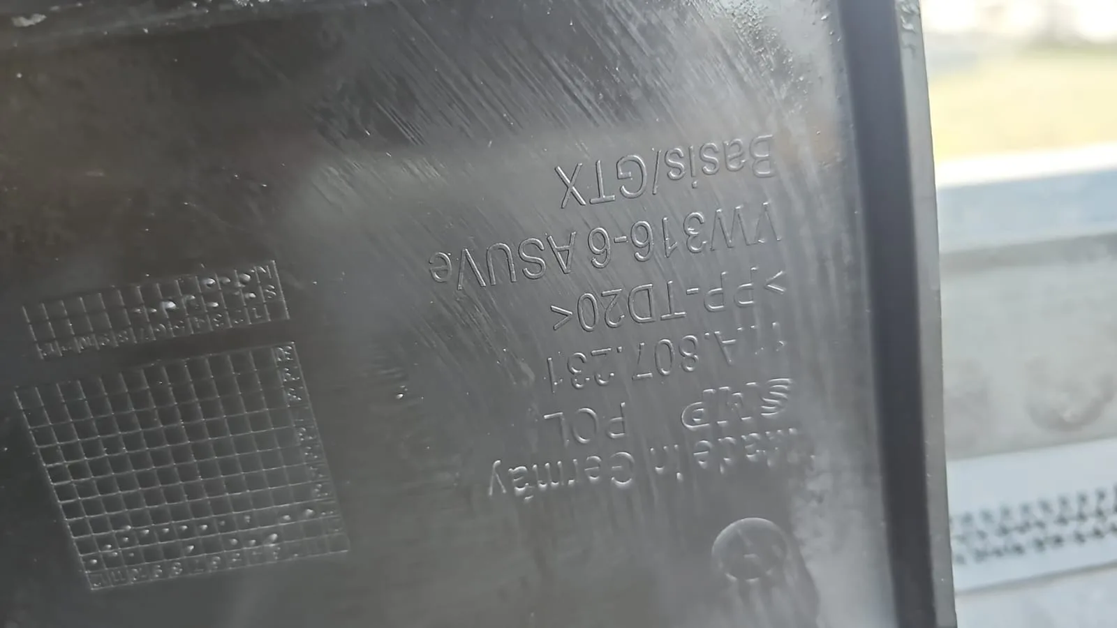 VW ID4 ID.4 ZWYKŁY / GTX 11A 20- ZDERZAK BUMPER ATRAPA GRILL PRZÓD ff716c7805f9ed200e94c5eaa1566e84