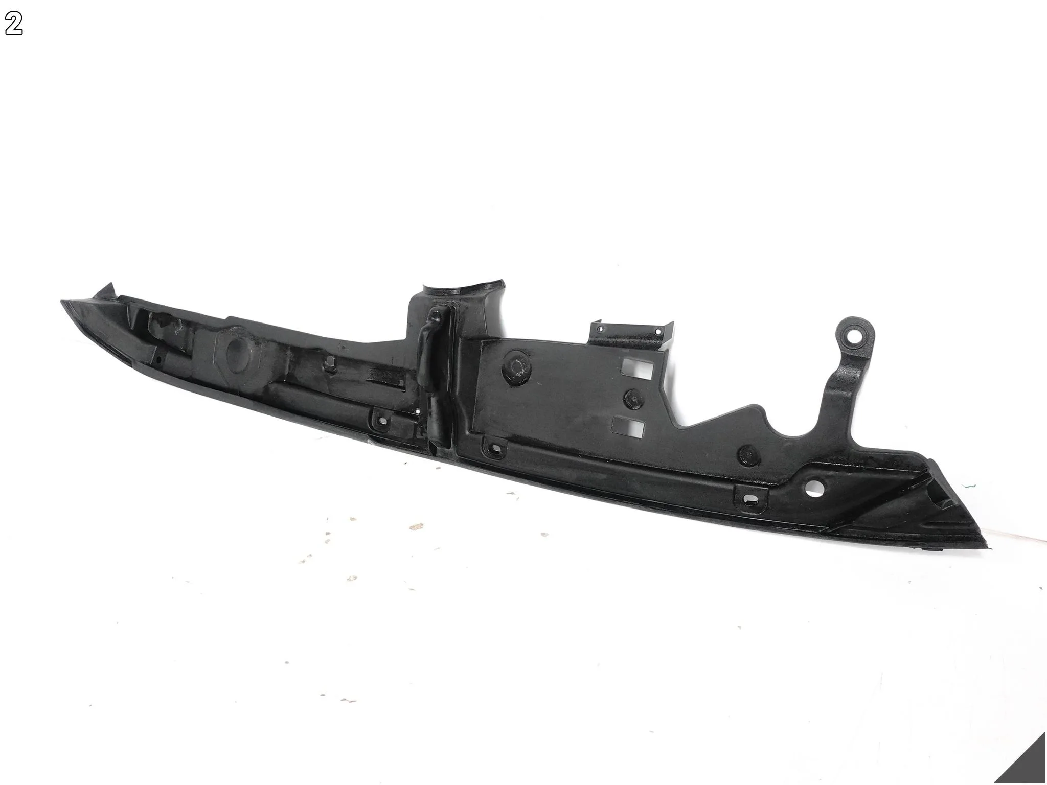 BMW M8 F91 F92 F93 8 G14 G15 G16 18- LISTWA USZCZELKA BŁOTNIK PRZÓD PRAWA 6a714caa91809aa0d74bc1e037eb85ea