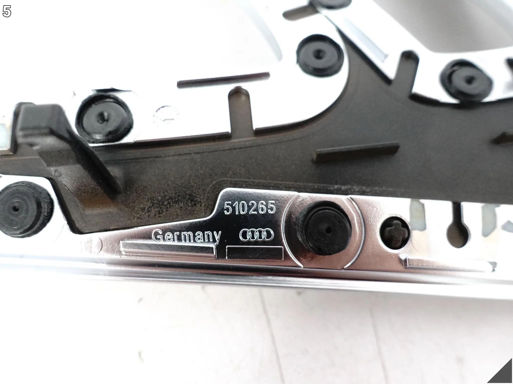 AUDI A7 S7 RS7 4G8 C7 10-18 OSŁONA DEKOR DRZWI LEWA PRZÓD CHROM KB4 cb97863d68f69c6edcd20d4dbe2abfc3
