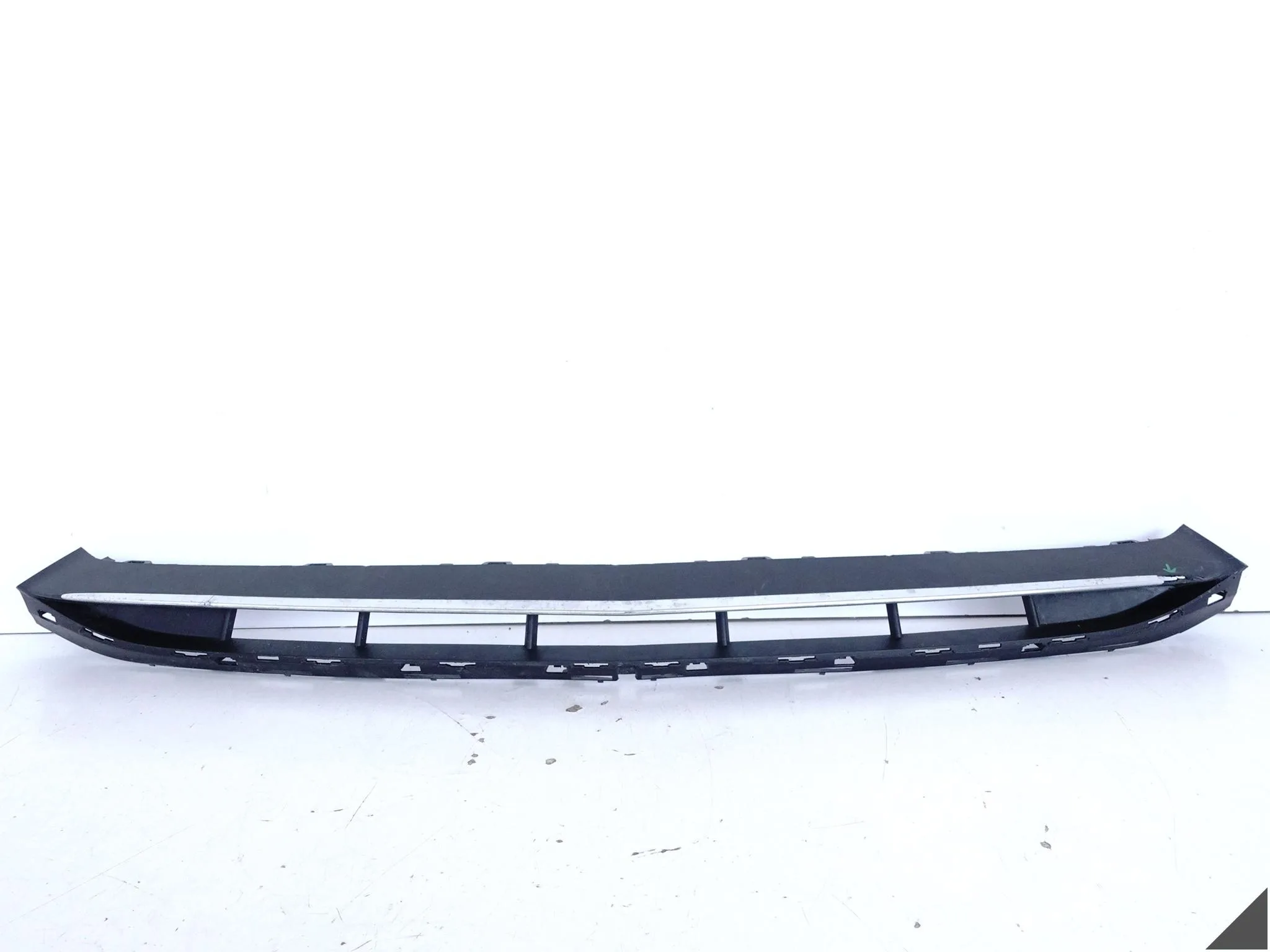 MERCEDES E-KLASA W213 S213 LIFT 20-23 KRATKA LISTWA SPOILER W ZDERZAK PRZÓD 3813614119096bafcae6d599cb9fc9e2