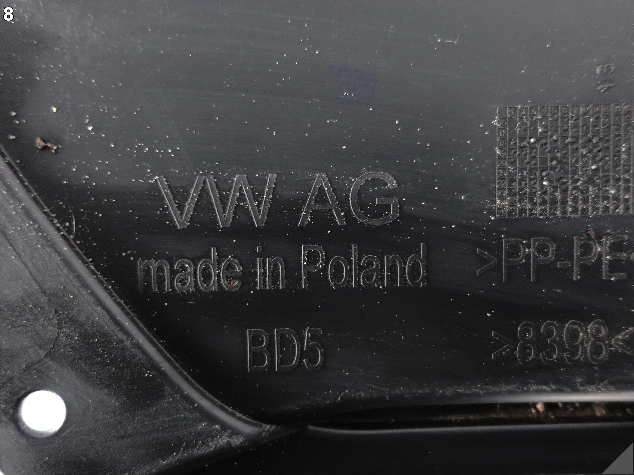 VW CRAFTER II 7C0 MAN TGE 16- NADKOLE OSŁONA WNĘKI KOŁA OBUDOWA LEWE PRZÓD 2fe8450e52e15d98af61028ef67ce809