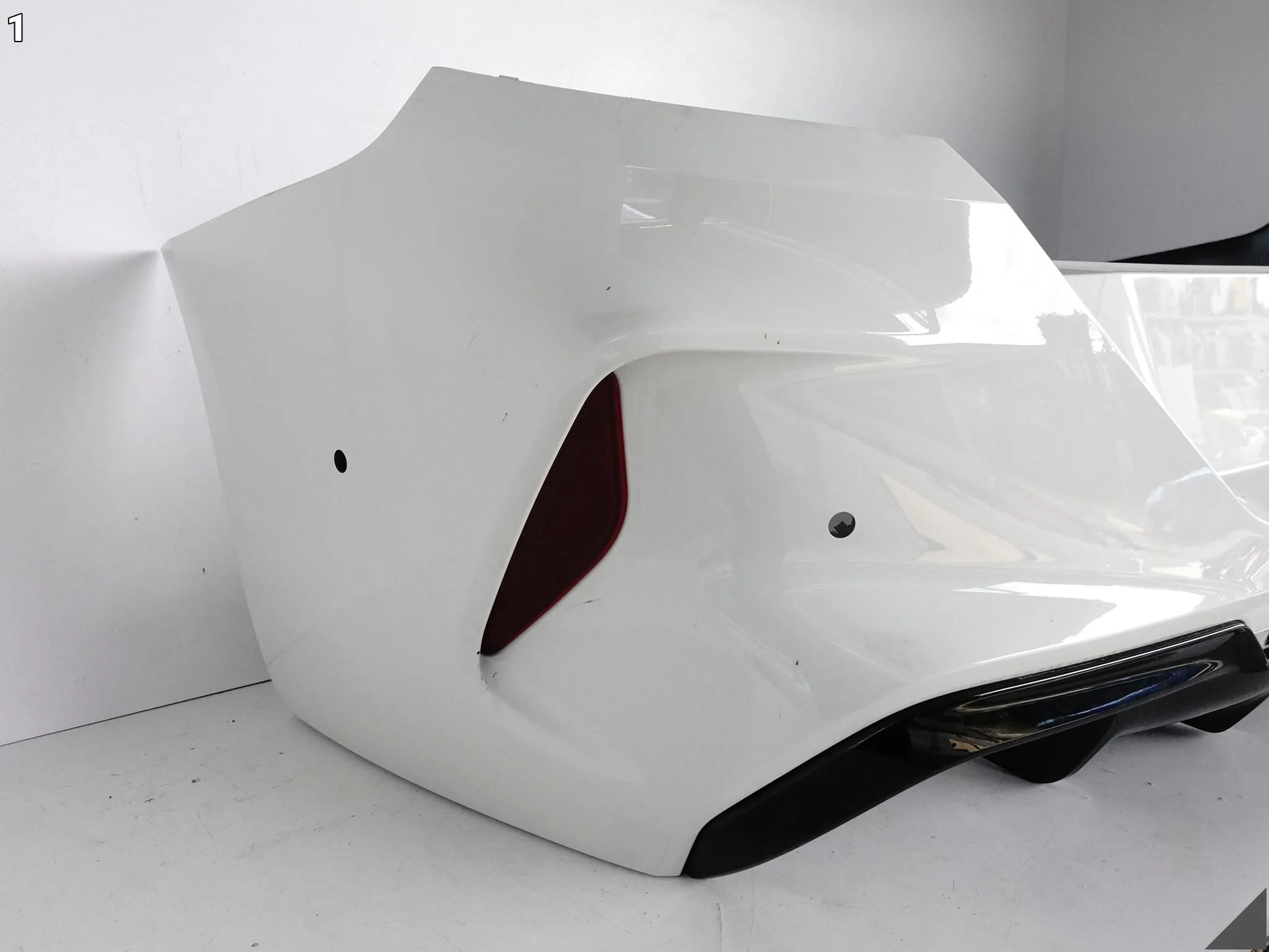 BMW M8 F91 F92 F93 M-POWER 19-25 ZDERZAK TYŁ SPOILER DEMONTAŻ ALPINWEISS fb5a01507d93f416376e58c756f3f38d