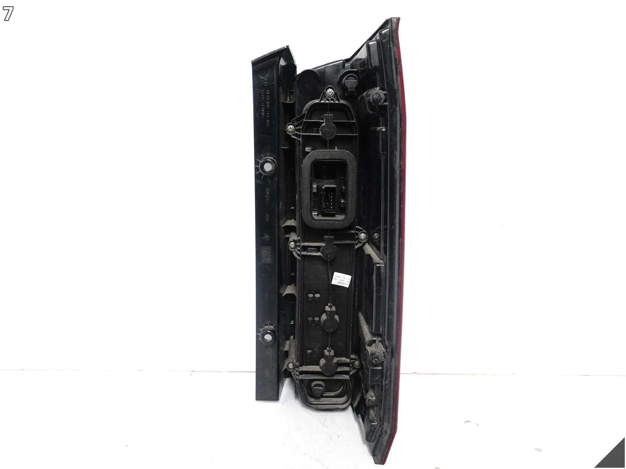 VW CRAFTER II 7C0 MAN TGE 16- LAMPA LED LEWA TYŁ EUROPA 7C0945095H d6559e7bf1c82ec67b5c11ea8bb48597