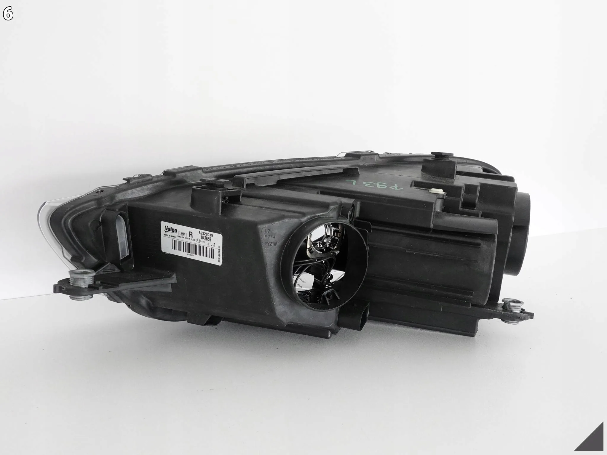 VW SCIROCCO 1K8 08- LAMPA XENON PRAWA EUROPA 9eaa7d0609bde4e55ac17bd682da890e