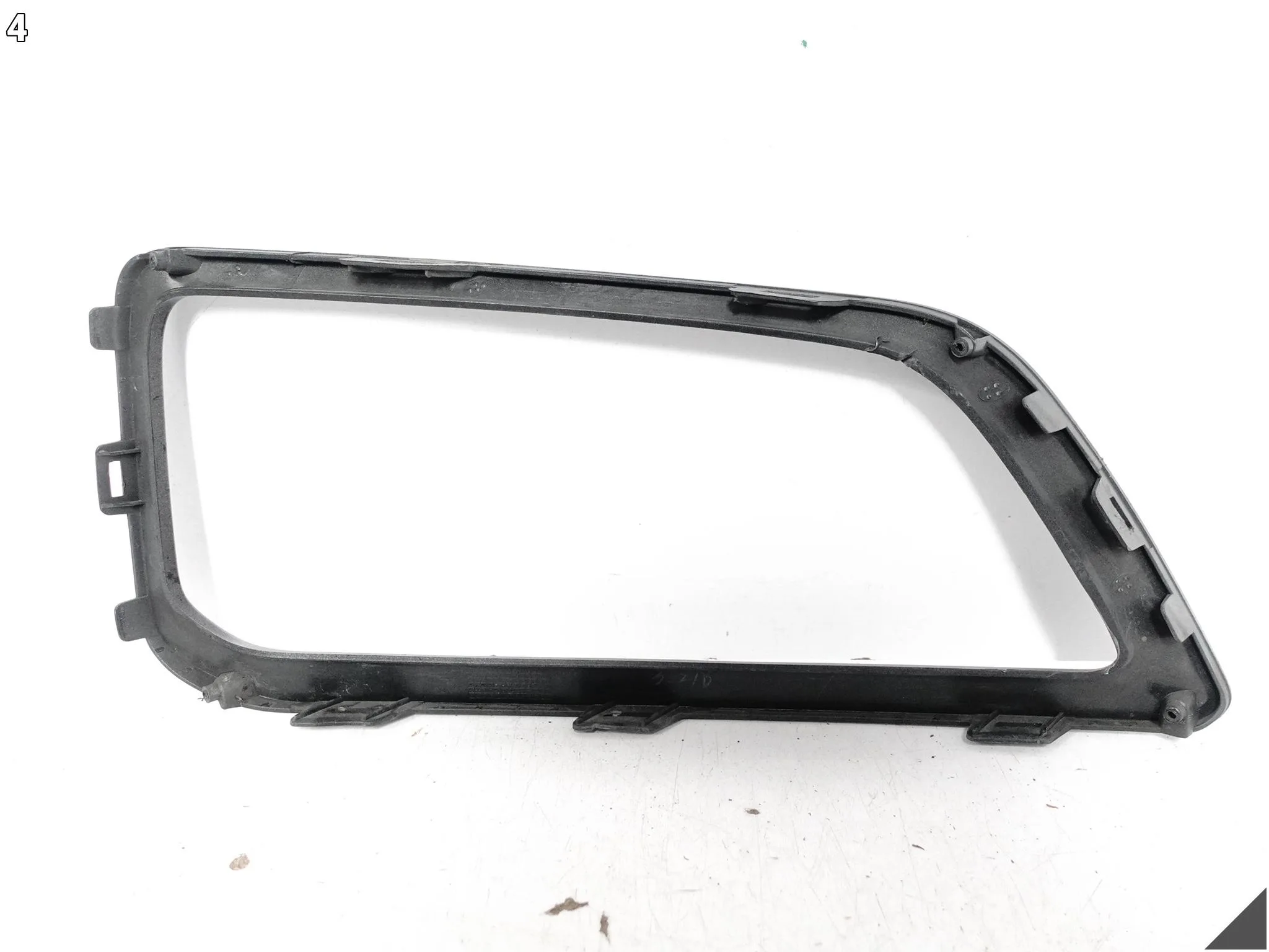 HYUNDAI KONA I 1 17-20 KRATKA ATRAPA RAMKA LISTWA W ZDERZAK LEWA PRZÓD a4a89782e7fec9dea2e11ebfa7dc185a