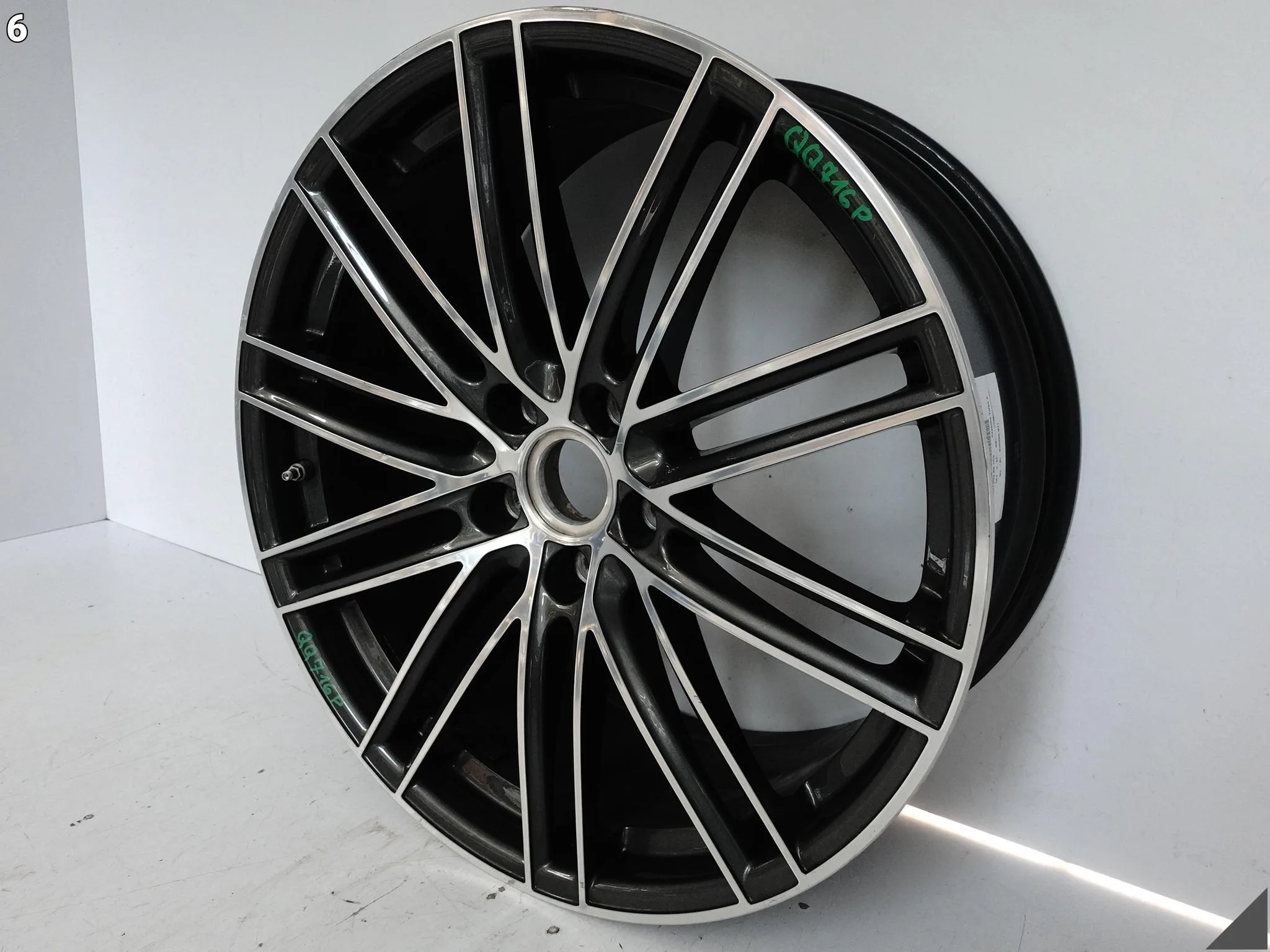 PORSCHE CAYENNE 9Y0 E3 TURBO 4 IV FELGA ALUFELGA 10Jx22 ET48 5×130 OC6 0d2d843efffe6056252aa5d9d0e0015e