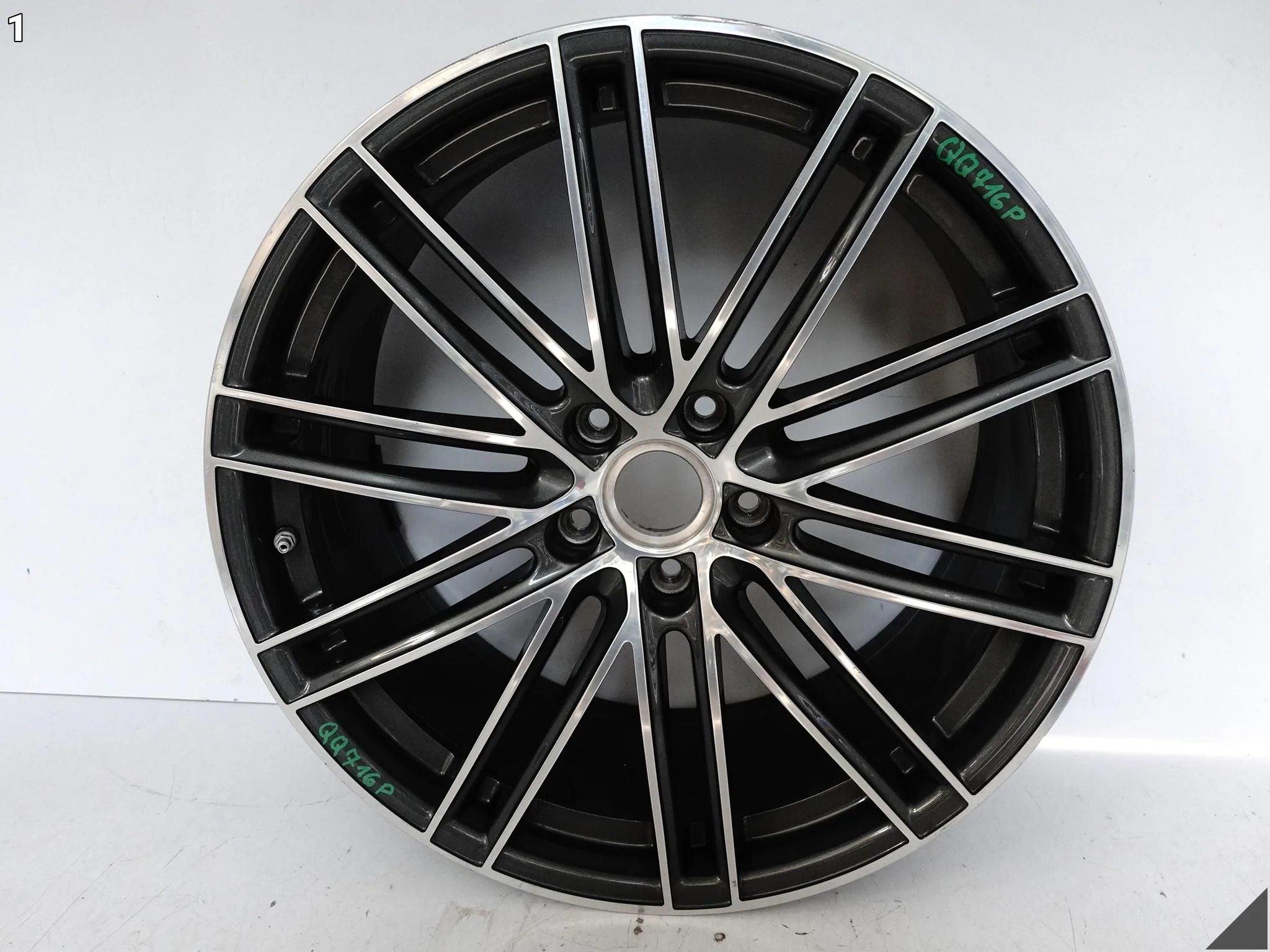 PORSCHE CAYENNE 9Y0 E3 TURBO 4 IV FELGA ALUFELGA 10Jx22 ET48 5×130 OC6 85e413bd17bd7eefbe2f6a69cedc85c2