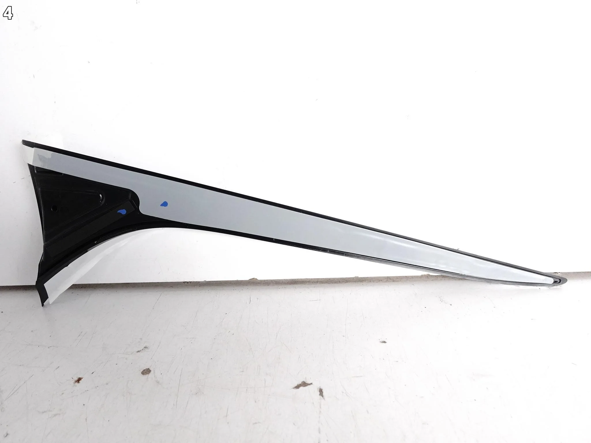 SKODA KODIAQ I 565 LIFT 16-24 LISTWA SPOILER KLAPY BAGAŻNIKA LEWA TYŁ ORG 47176be29ae69333e3a9431c203f38e9