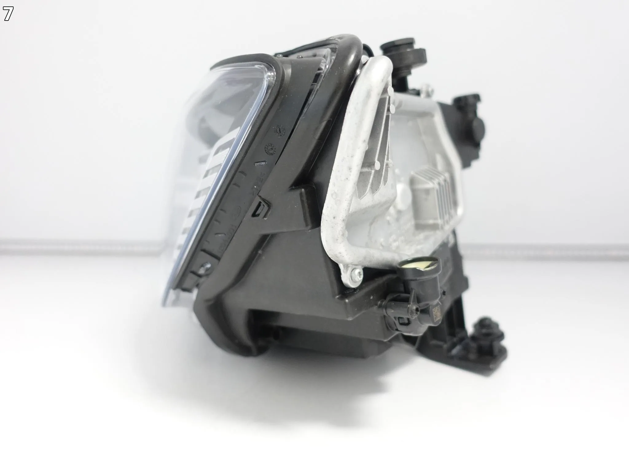 VW CADDY V IV 4 5 2K8 2K7 SB 20- LAMPA FULL LED LEWA PRZÓD EUROPA 11e6c60ec12a799d854e36ffce8618ba