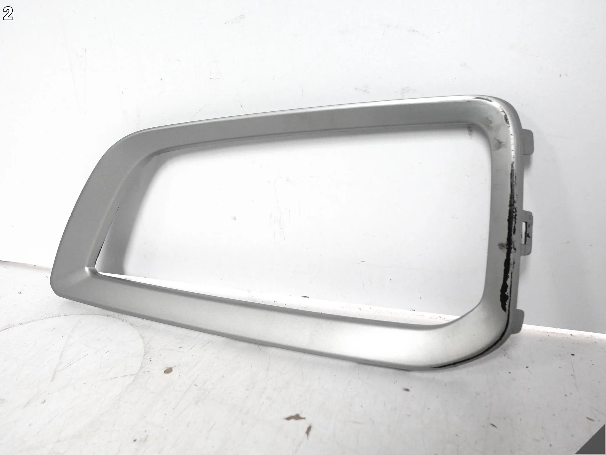 HYUNDAI KONA I 1 17-20 KRATKA ATRAPA RAMKA LISTWA W ZDERZAK LEWA PRZÓD 4feaef80c08015824635e2f62951a049
