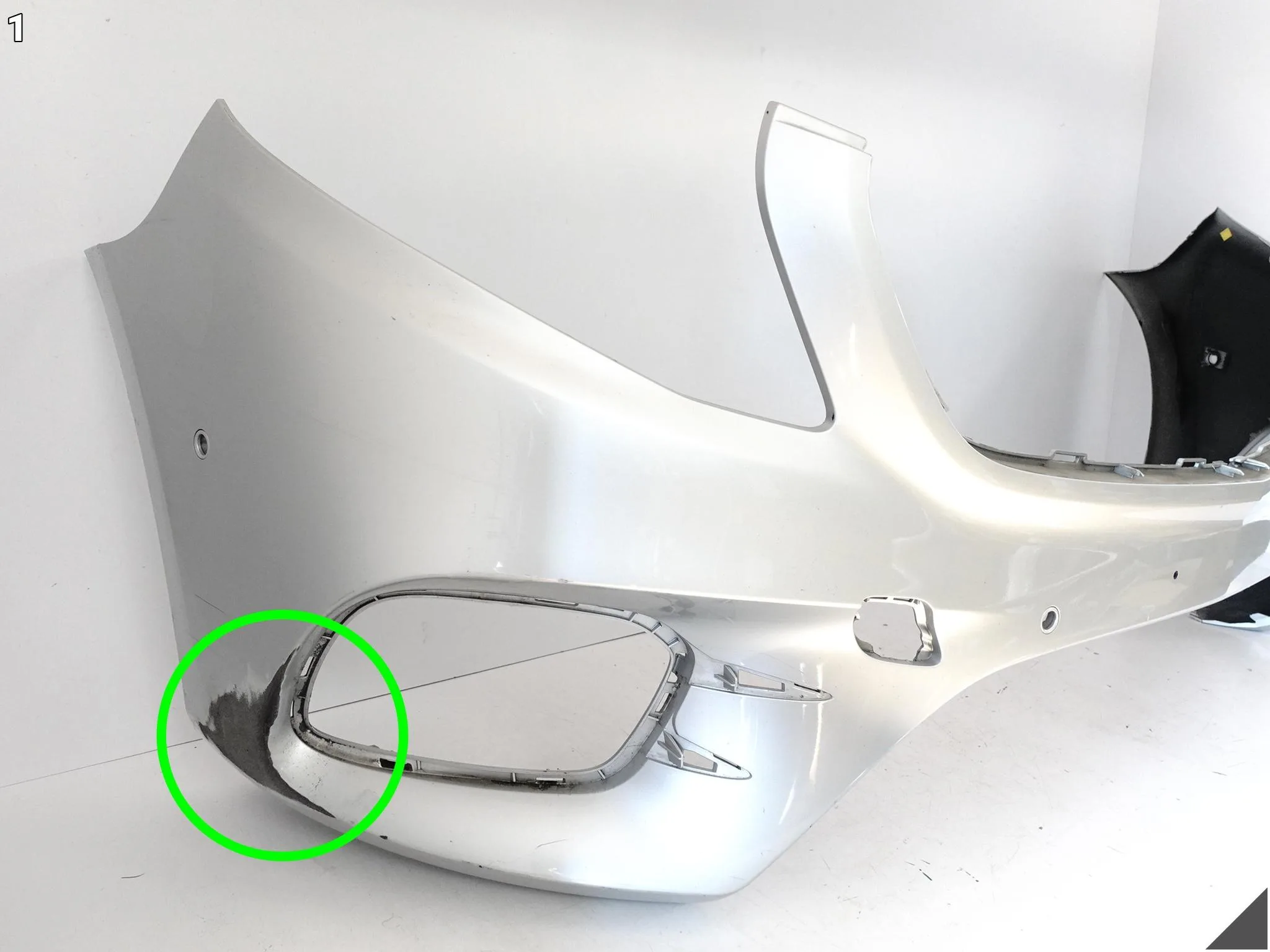 MERCEDES V-KLASA W447 AMG VITO 14-23 ZDERZAK BUMPER PRZÓD (6xPDC) 0459fb8e6f65f11a09674e16c3750ef3