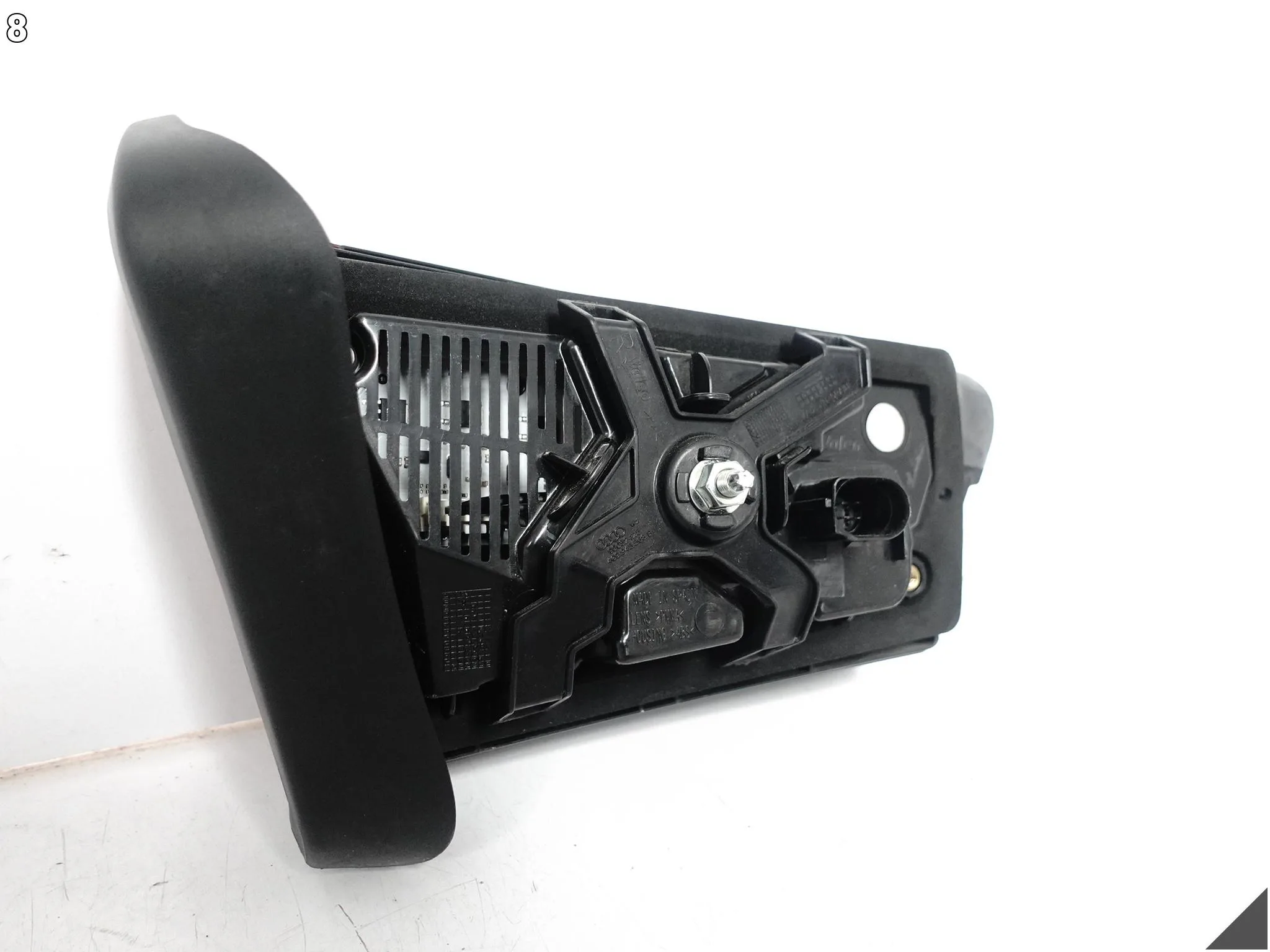 AUDI A6 S6 C7 4G5 4G0 SEDAN LIFT 14-18 LAMPA LED W KLAPĘ PRAWA TYŁ EUROPA 3dacabf0e294021654b3149b74d5e571