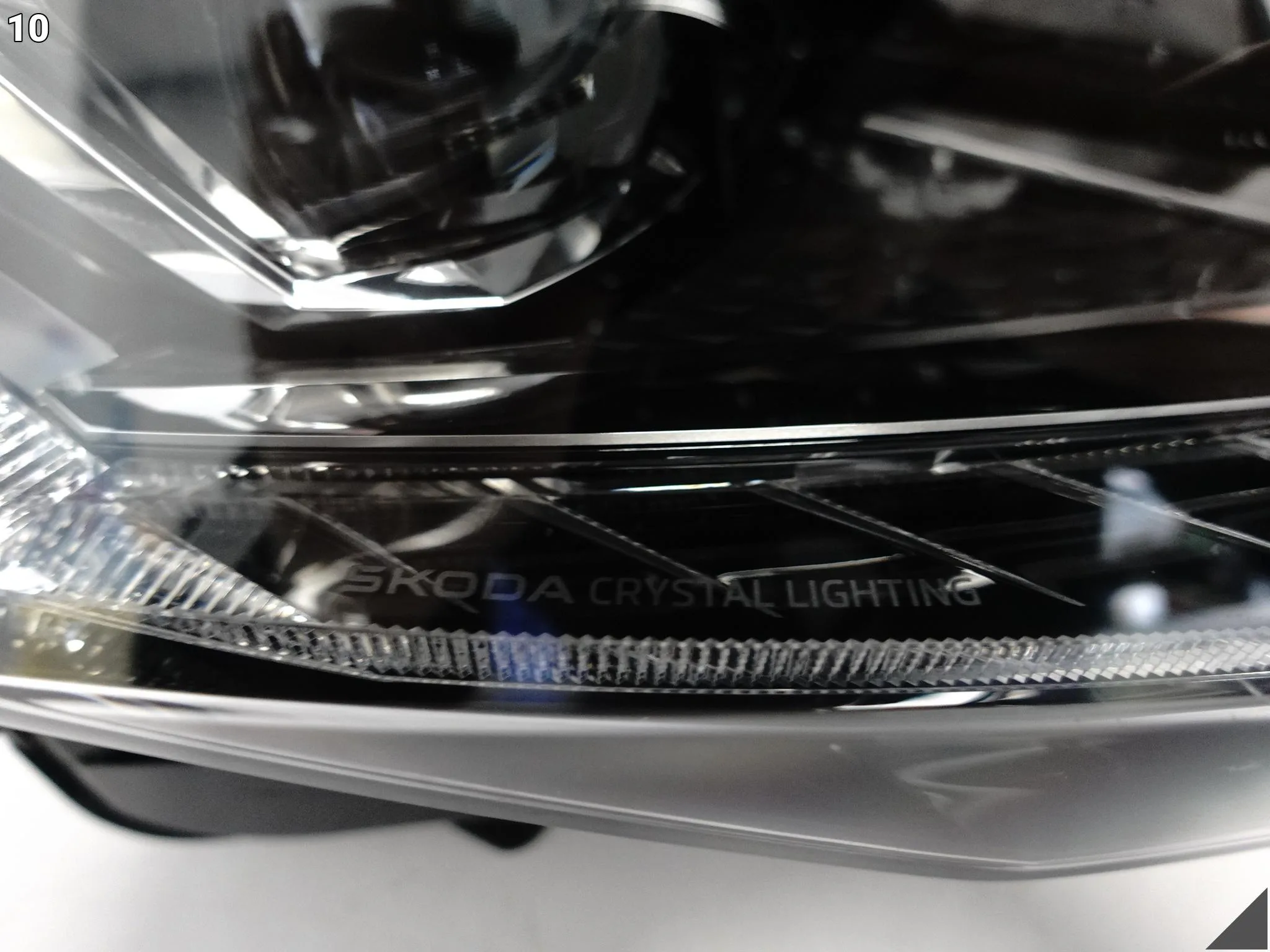 SKODA SCALA 655 LIFT 23- LAMPA FULL LED CRYSTAL LIGHTING PRAWA PRZÓD EUROPA 238c3831497baf9e403561707f41c3b3