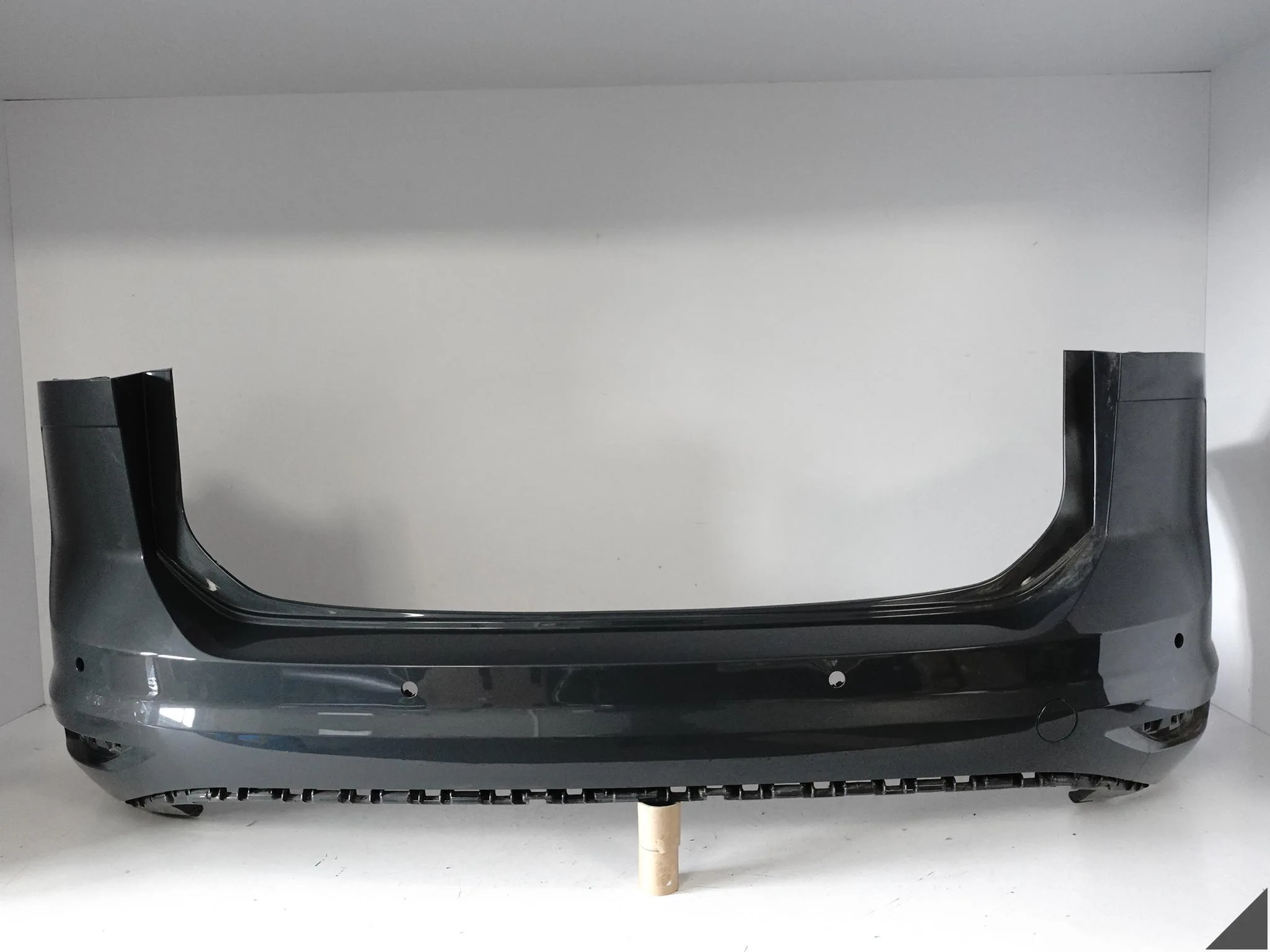 VW TOURAN III 3 5TA 15-26 ZDERZAK BUMPER TYŁ (4xPDC) 5TA807421A 6337a338294090fe516be86abfef83c5