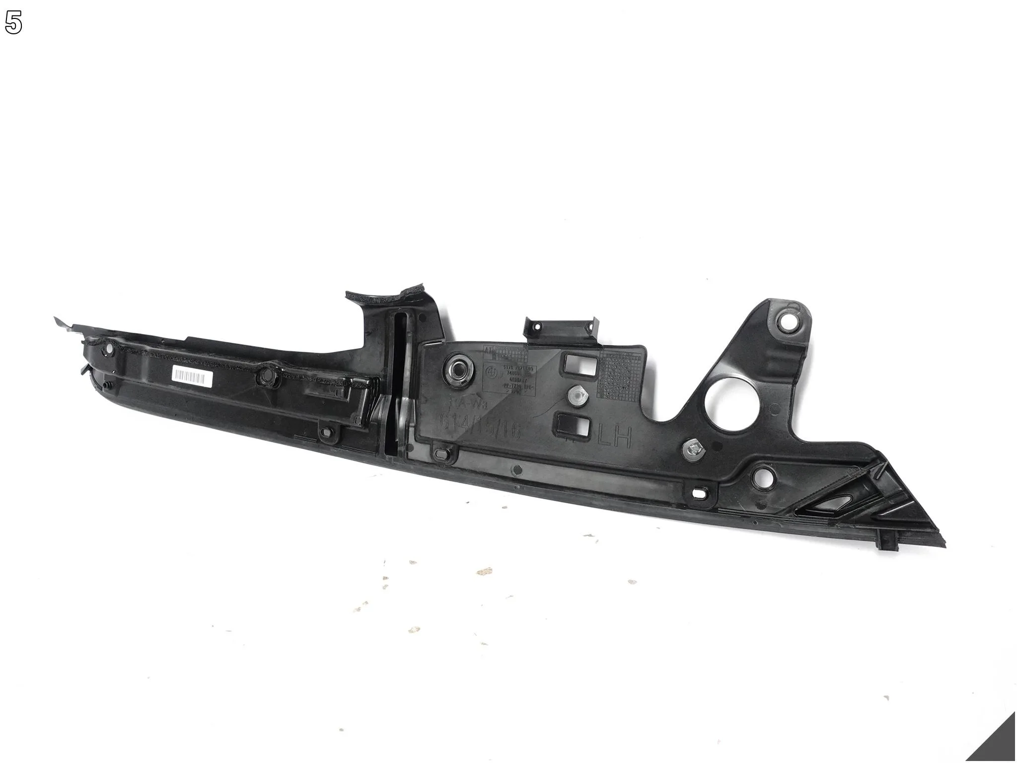 BMW M8 F91 F92 F93 8 G14 G15 G16 18- LISTWA USZCZELKA BŁOTNIK PRZÓD LEWA 05a96593140df3d6f74f5383cc05576d