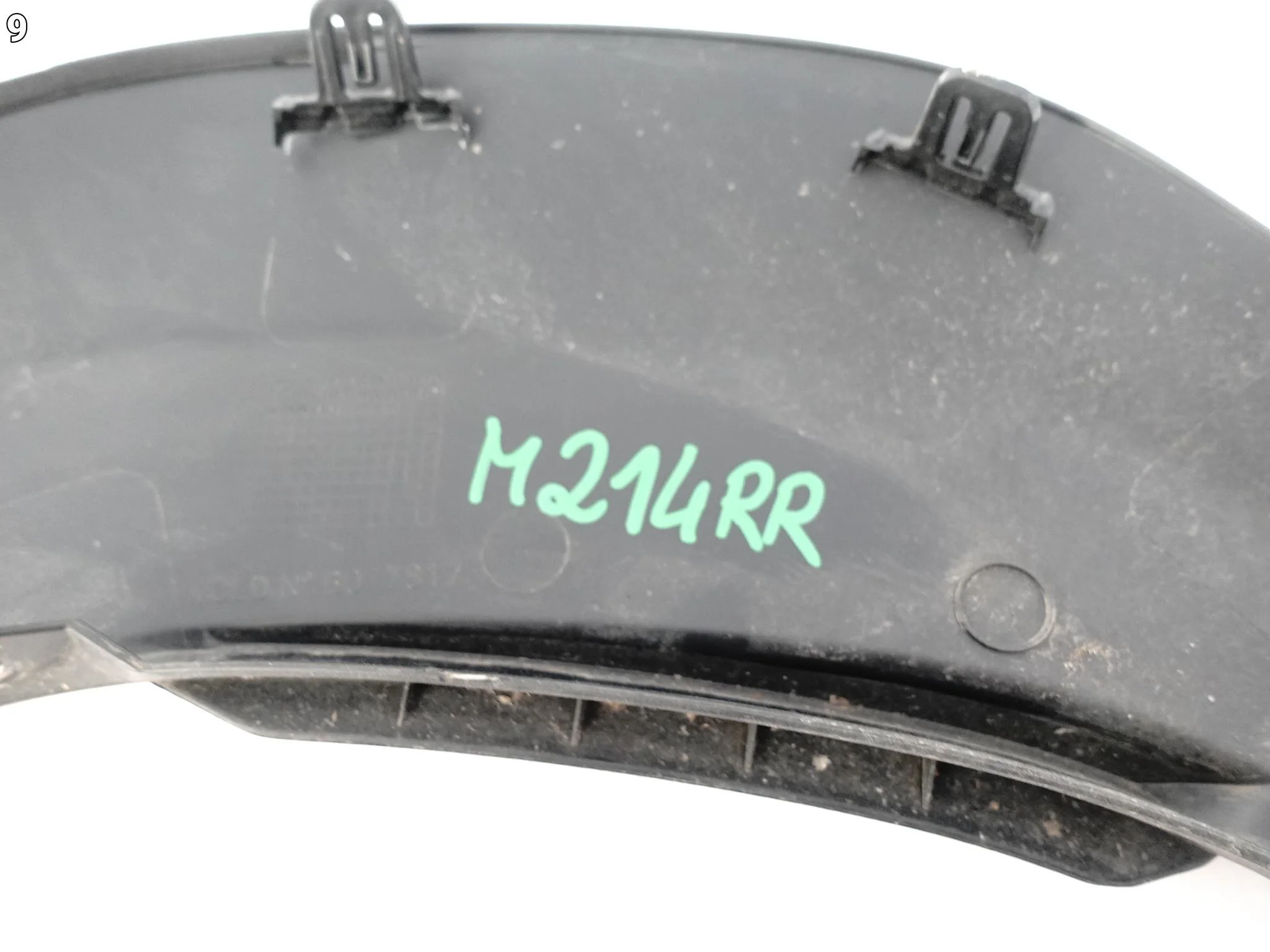 TOYOTA YARIS CROSS 20- LISTWA NAKŁADKA NA BŁOTNIK PRAWA TYŁ 75605-K2011 6988fdd83784e0ddf6bf9a7c88ea78a4