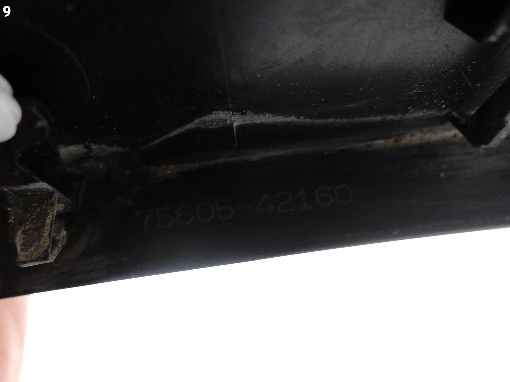 TOYOTA RAV4 V 5 19- LISTWA OSŁONA NA BŁOTNIK TYŁ PRAWA 75605-42160 ORG 4ff140e23effa64048586f25afb6f08b