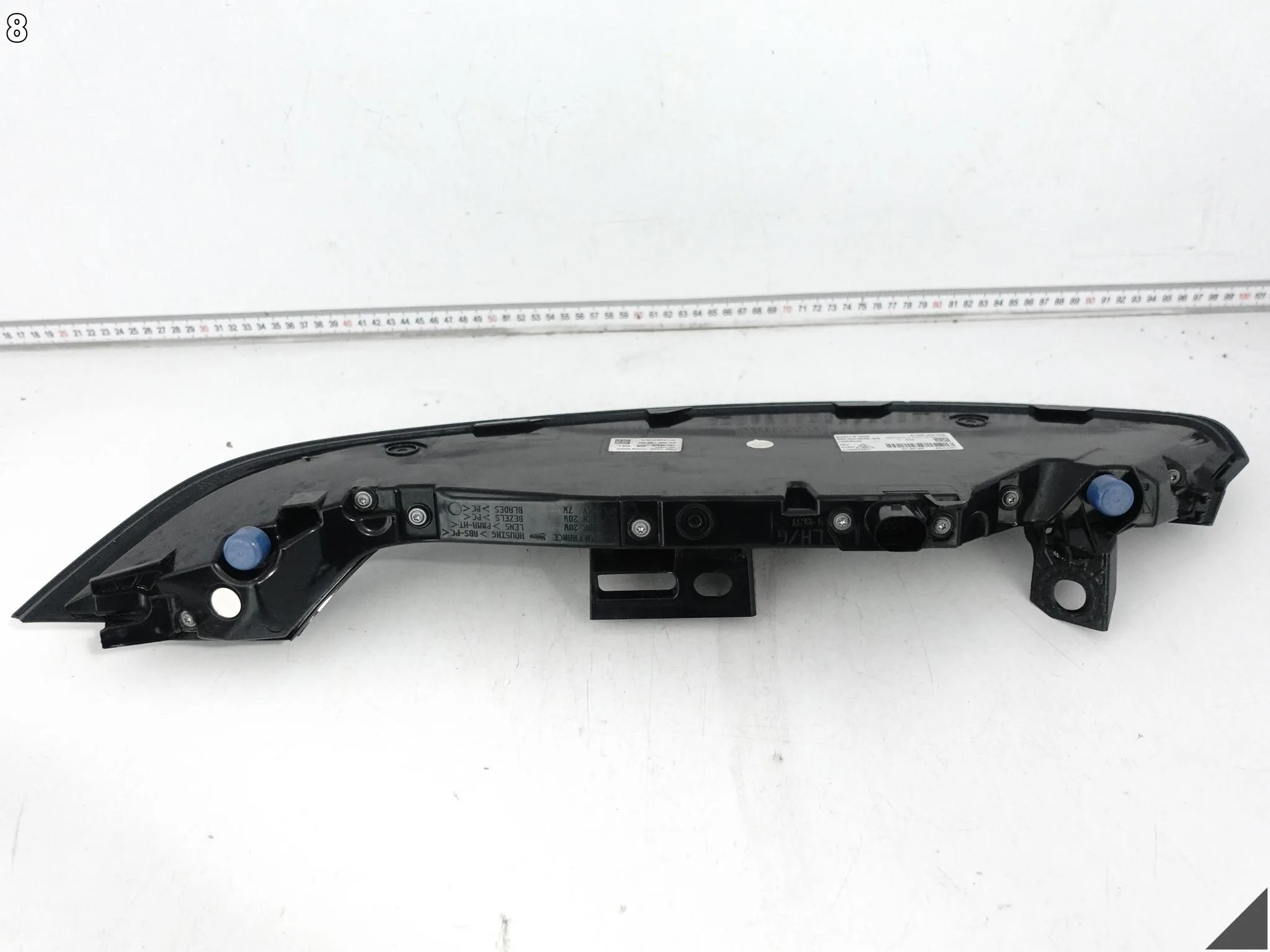 PORSCHE 911 992 EXCLUSIVE 19-24 LAMPA LED W BŁOTNIK LEWA TYŁ CIEMNA EU 77e2b9af29ff9bd3b1754a83e795c8ff