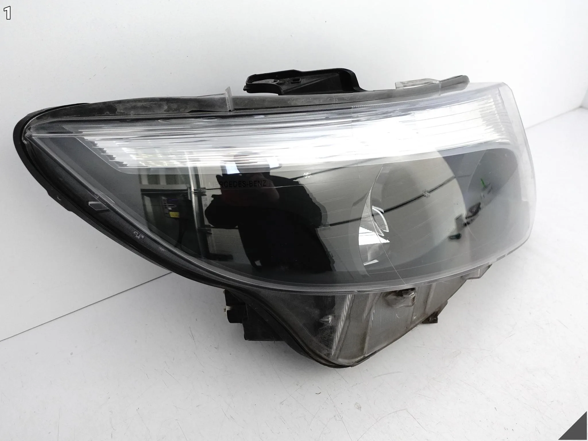 MERCEDES V-KLASA W447 VITO LIFT MOPF 19-24 LAMPA ZWYKŁA HALOGEN H7 PRAWA EU e298063099c5eb6390e81e67e2ff416a