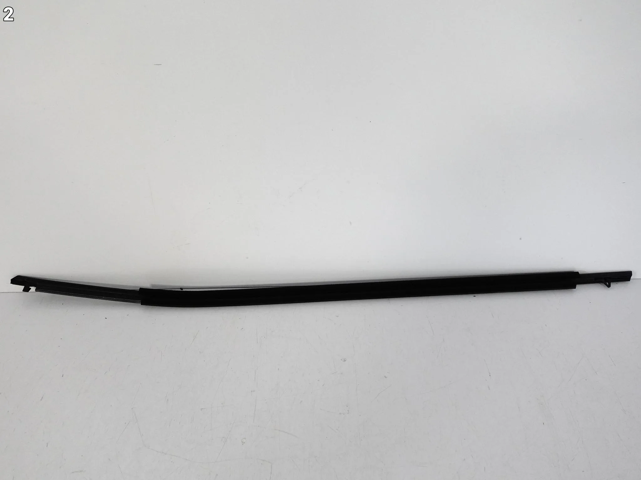 TOYOTA RAV4 V 5 19- LISTWA ZGARNIAJĄCA SZYBY DRZWI PRAWA PRZÓD 75710-42050 561b6a00e925e96892a74027dbf30779