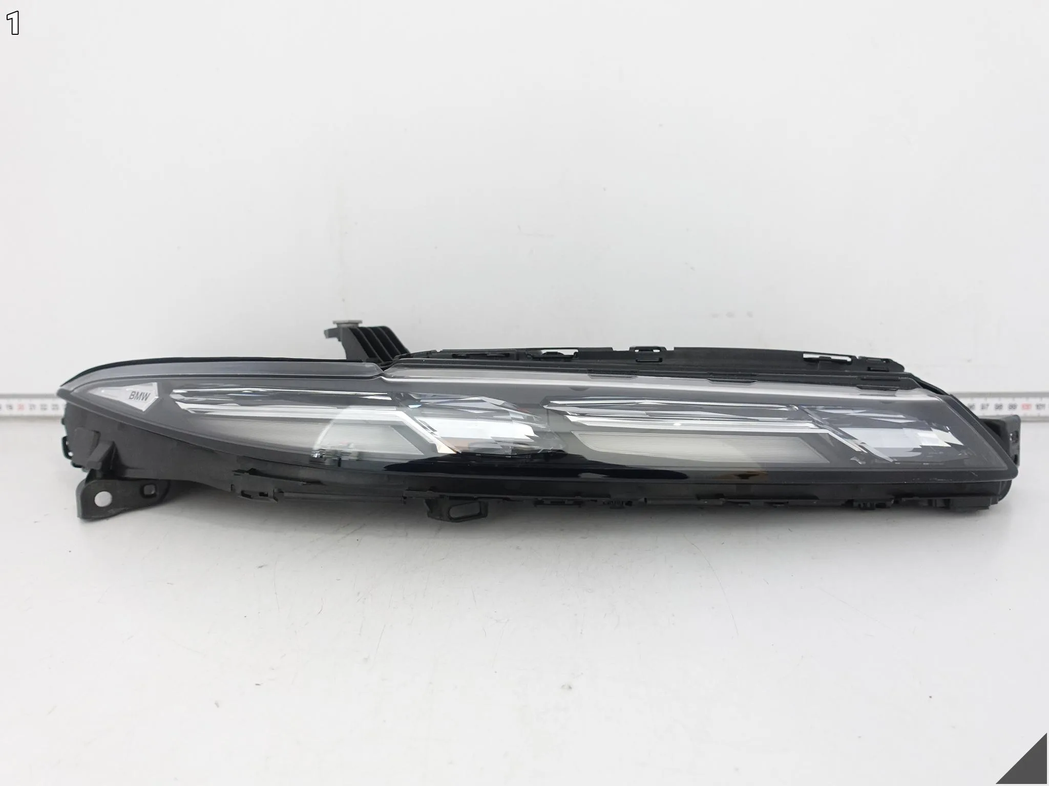 BMW X7 G07 LIFT LCI 22- CRYSTAL SWAROVSKI LAMPA FULL LED DRL PRAWA PRZÓD cf8f6805dd79dc6eecce11589182bf4f