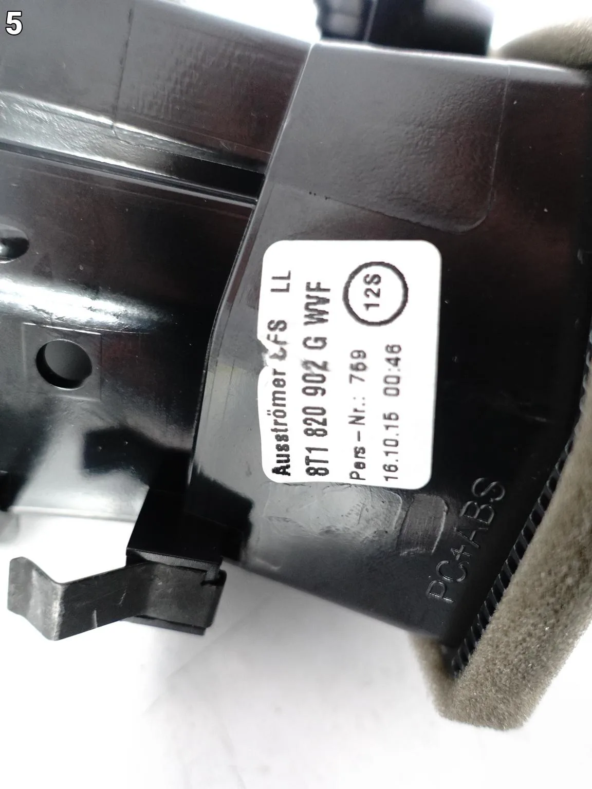AUDI A5 S5 8T0 A4 8K0 B8 LIFT 11-16 KRATKA NAWIEWU DESKA KOKPIT PRAWA PRZÓD 6b31a3696d38088b216bf205abf17f80