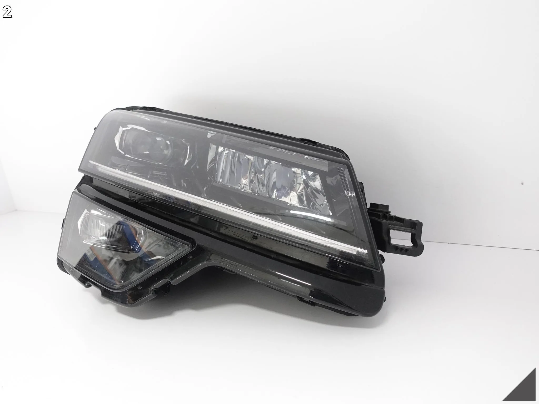 SKODA KAROQ 57B 17-21 LAMPA HEADLIGHT FULL LED PRAWA PRZÓD EUROPA ed736c17d01150fb0eff27cbbd011c4d