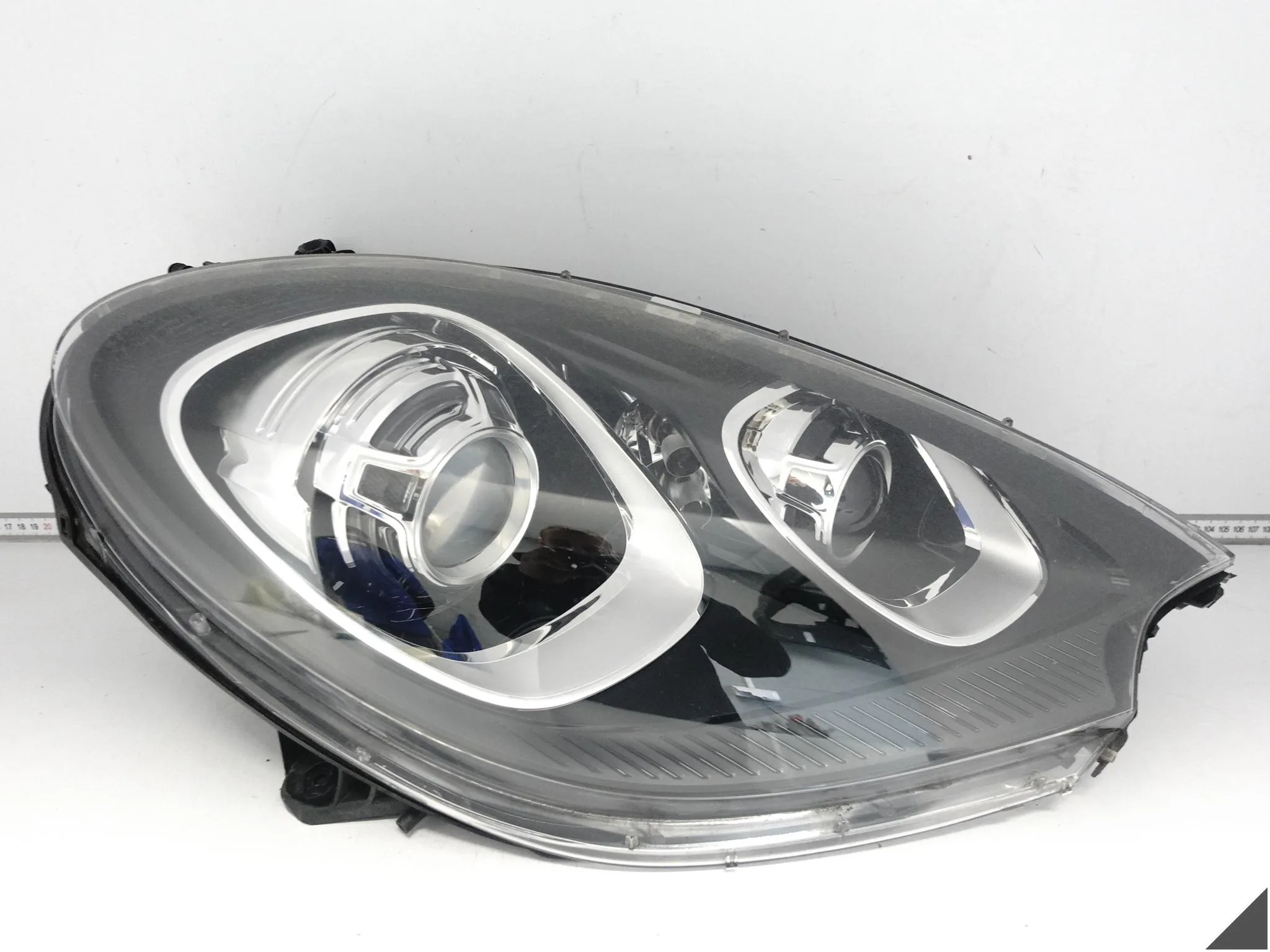 PORSCHE MACAN 95B 13-18 LAMPA XENON + LED SKRĘTNY PDLS PRAWA PRZÓD EUROPA 5e076e6a4aaa396bae2556d68f989069
