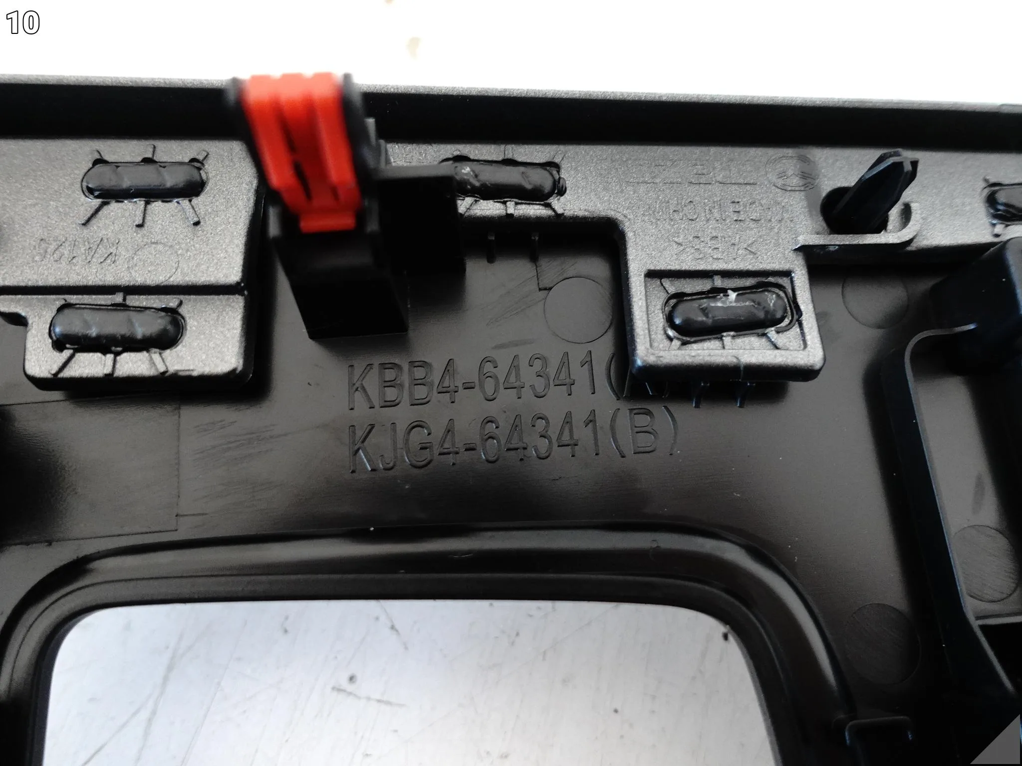 MAZDA CX60 CX-60 22- OSŁONA DEKOR TUNEL ŚRODKOWY CUPHOLDER SCHOWEK PRZÓD c12103ac1ba0c0d76d2cf013164b1dc2
