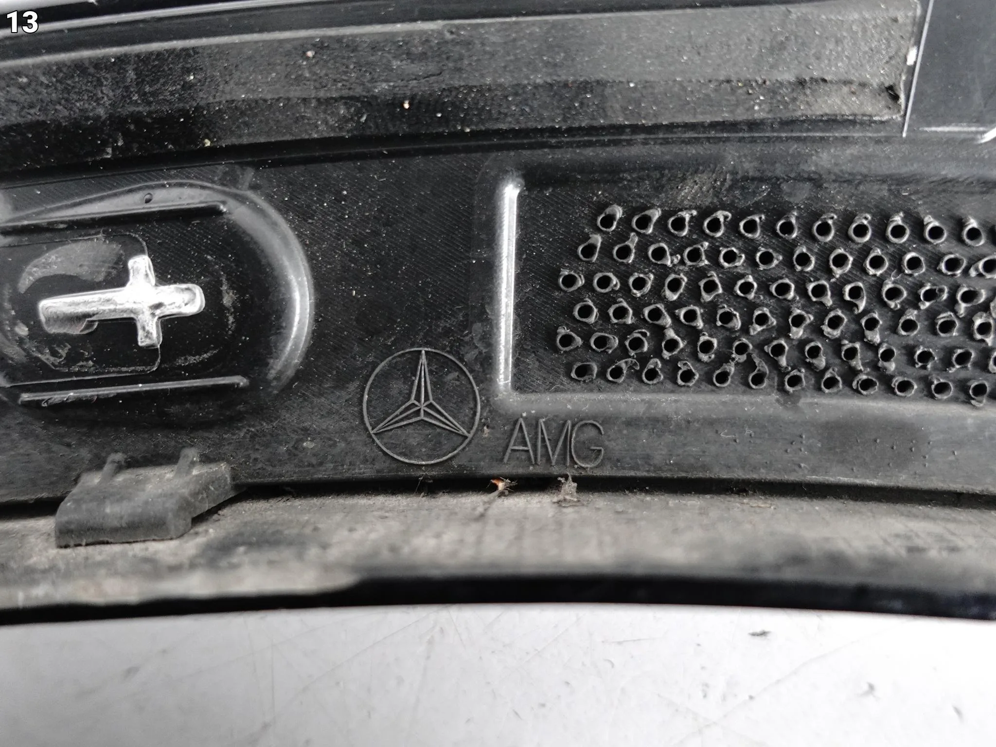 MERCEDES GLC II 2 X254 AMG 22- LISTWA NAKŁADKA NA BŁOTNIK PRZÓD LEWA 4c49e3c7df75eeec46dd6b02aee94fcf