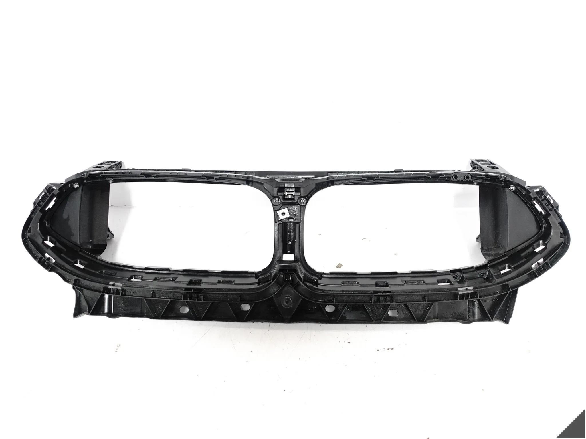 BMW M8 F91 F92 F93 M-POWER 19- KIEROWNICA POWIETRZA WLOT WZMOCNIENIE GRILL e0f8fc4564872519955998f8906c4091