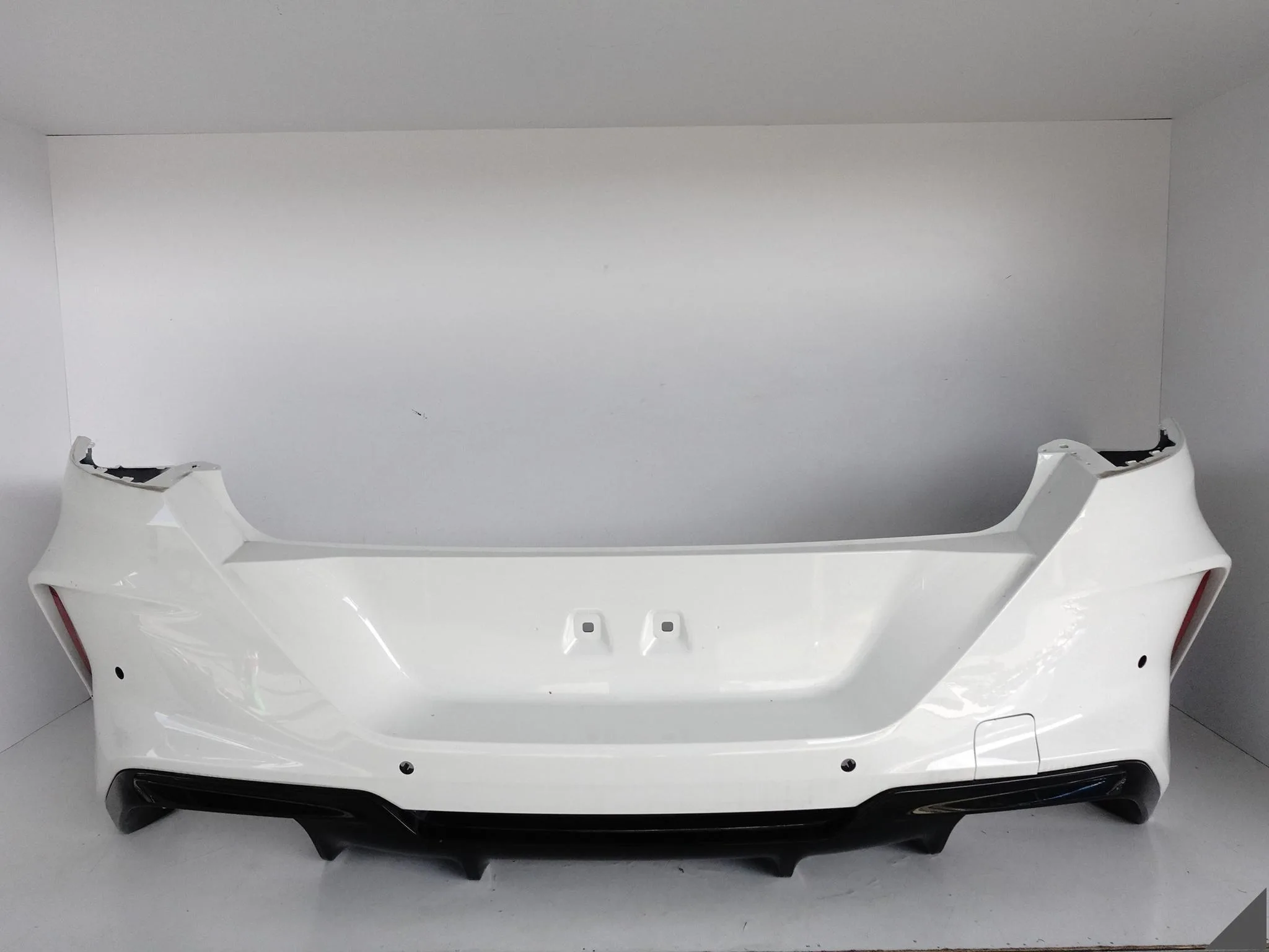 BMW M8 F91 F92 F93 M-POWER 19-25 ZDERZAK TYŁ SPOILER DEMONTAŻ ALPINWEISS 33857d886d7cef38ccde71f7a2d5cb9f