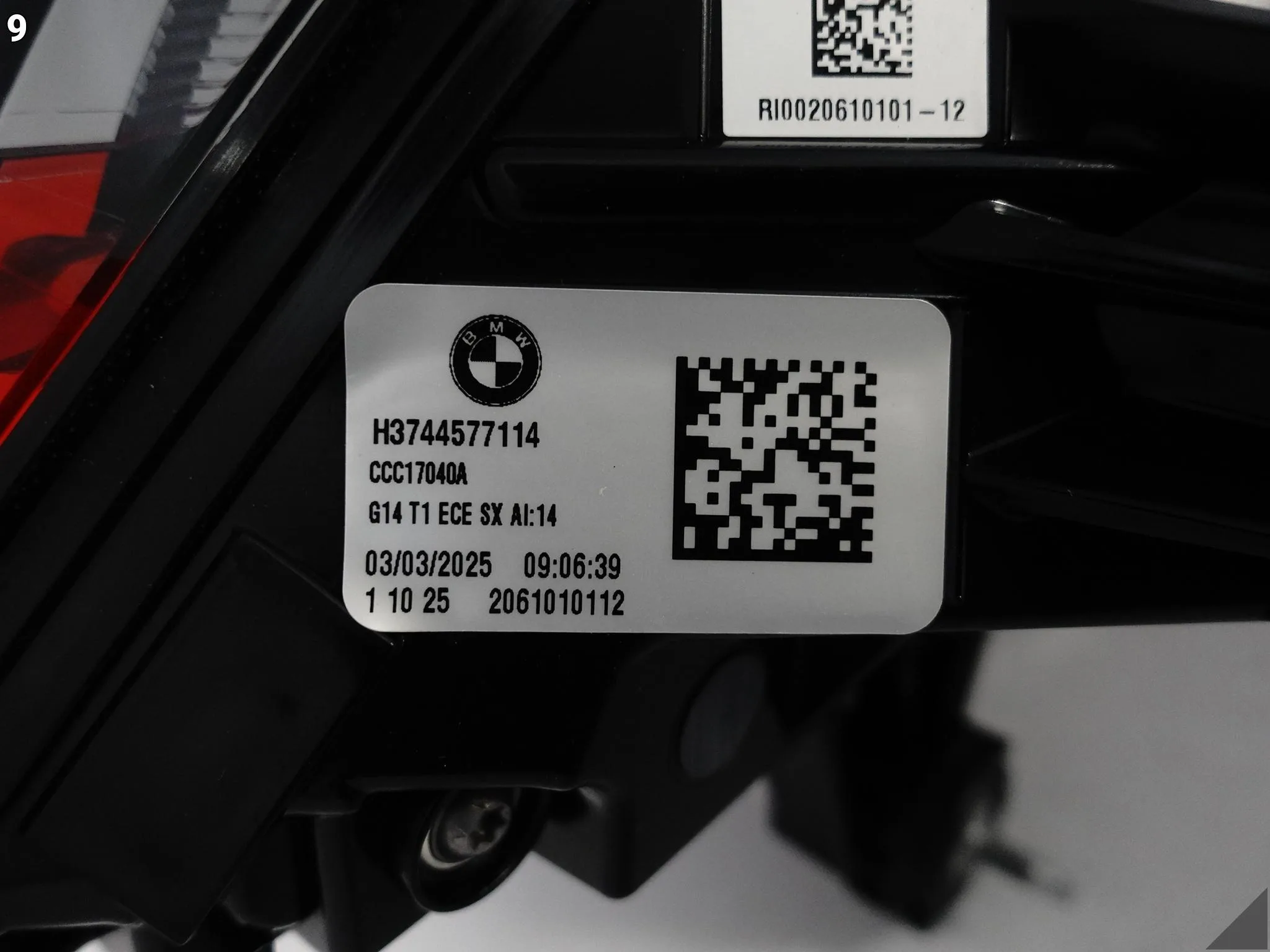 BMW M8 F91 F92 F93 8 G14 G15 G16 18- LAMPA LED W BŁOTNIK TYŁ LEWA EU 41ae3354ea159831288b58da964f96b5