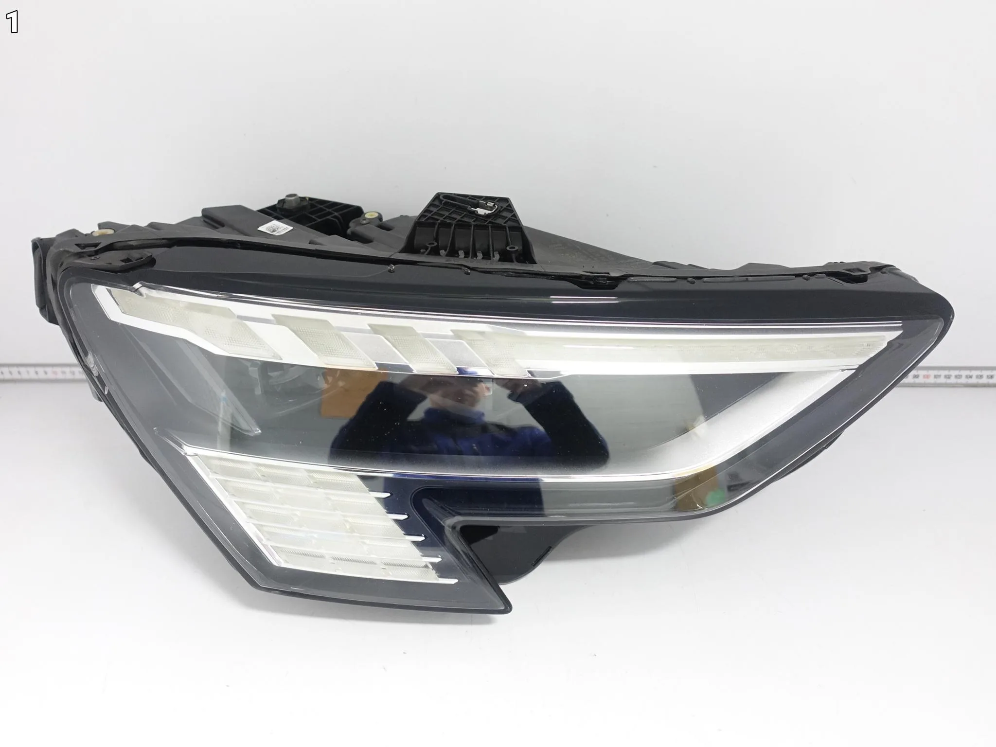 AUDI A3 S3 8Y0 20-24 LAMPA FULL LED MATRIX PRAWA PRZÓD EUROPA *036* + MODUŁ 25db7765f0ac9aea123f2c8cffb6b650