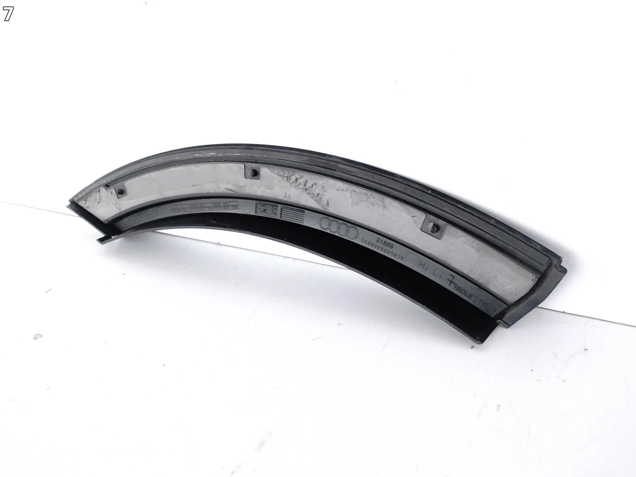 AUDI RSQ8 RS Q8 4M8 18- LISTWA NAKŁADKA NA DRZWI TYŁ LEWA 4M8854819C d394692fb1792404669c746be81fb62a