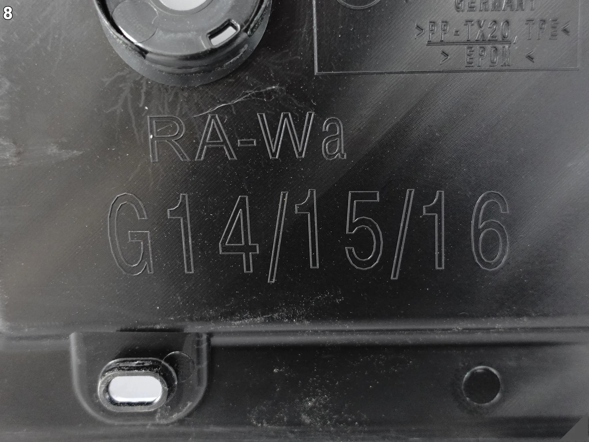 BMW M8 F91 F92 F93 8 G14 G15 G16 18- LISTWA USZCZELKA BŁOTNIK PRZÓD LEWA ec9808e6608e7a9cbab2c50570ce359d
