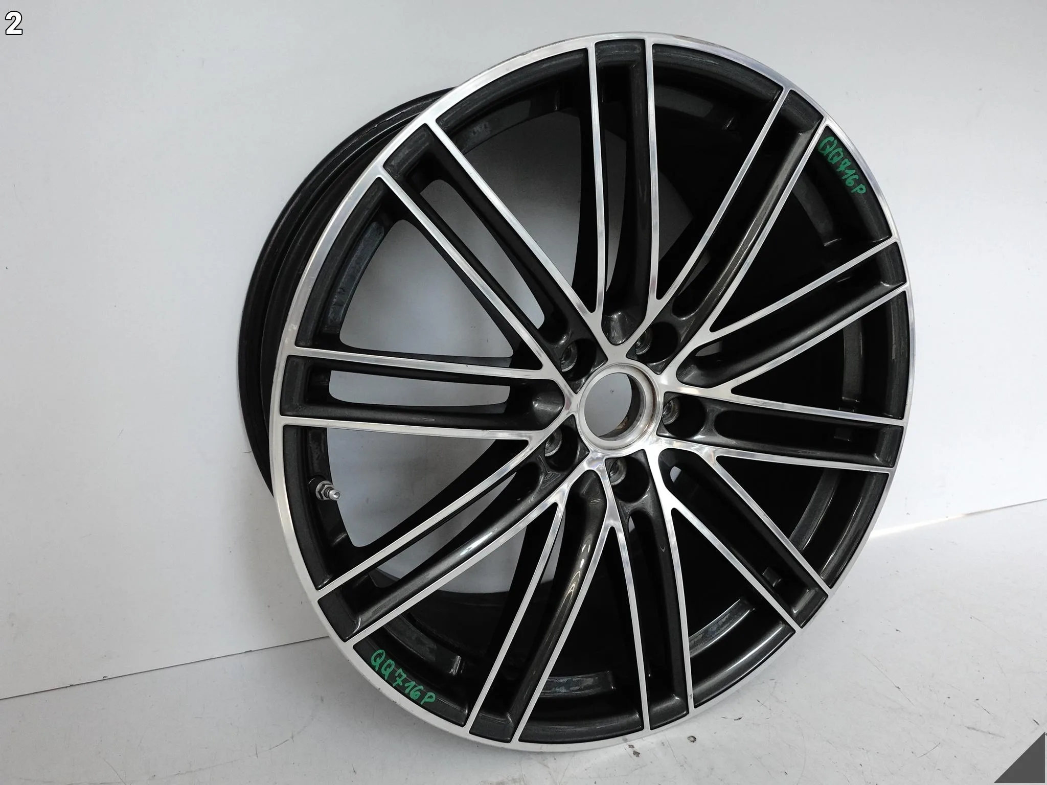 PORSCHE CAYENNE 9Y0 E3 TURBO 4 IV FELGA ALUFELGA 10Jx22 ET48 5×130 OC6 1a8f7b586488618002d376e8333c36d9