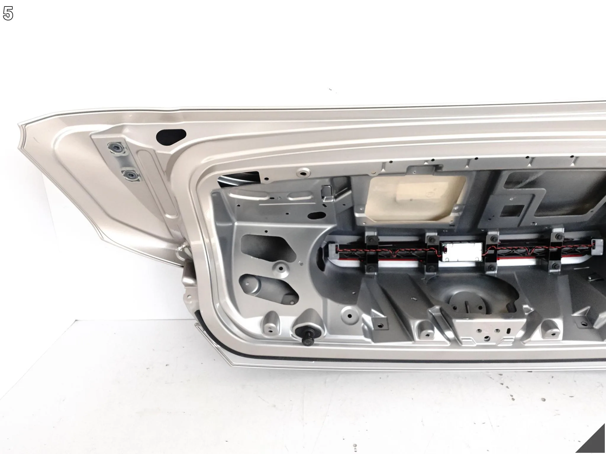 BMW M8 F91 8 G14 CABRIO M-POWER 19-25 POKRYWA BAGAŻNIKA LOTKA ŚWIATŁO STOP 8b6b8cdaf537d80b3aa9531123583fb5